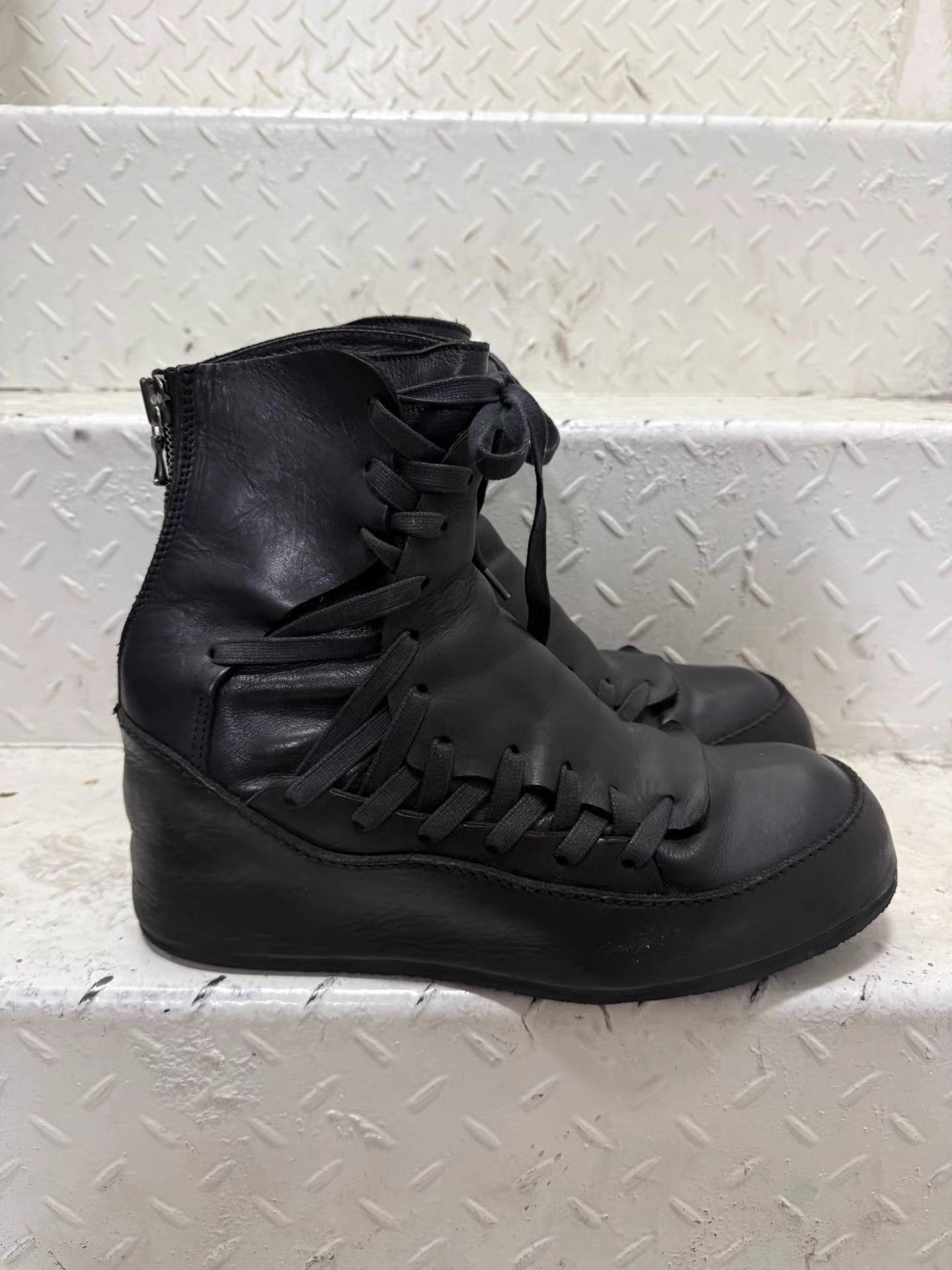 Julius × SIVA Julius X Siva Rare Spiral Zip Boots Size 27.5(10