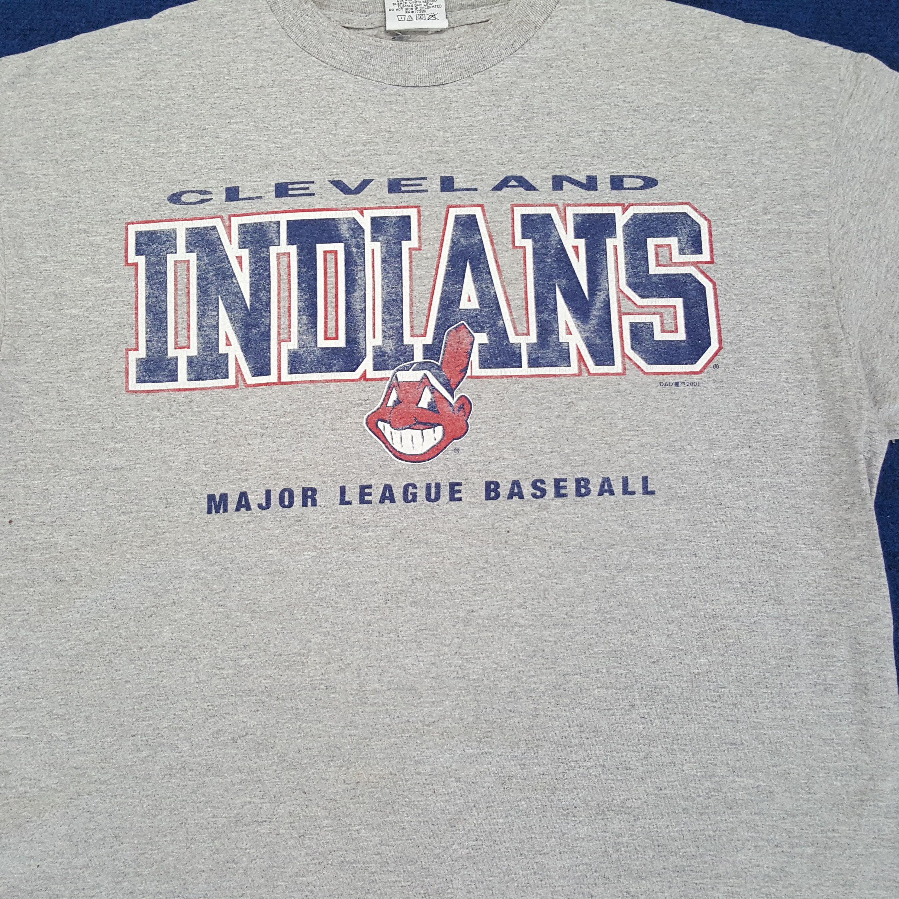 MLB × Vintage Vintage MLB Cleveland Indians Team Baseball League T-shirt Size US XL / EU 56 / 4 - 2 Thumbnail
