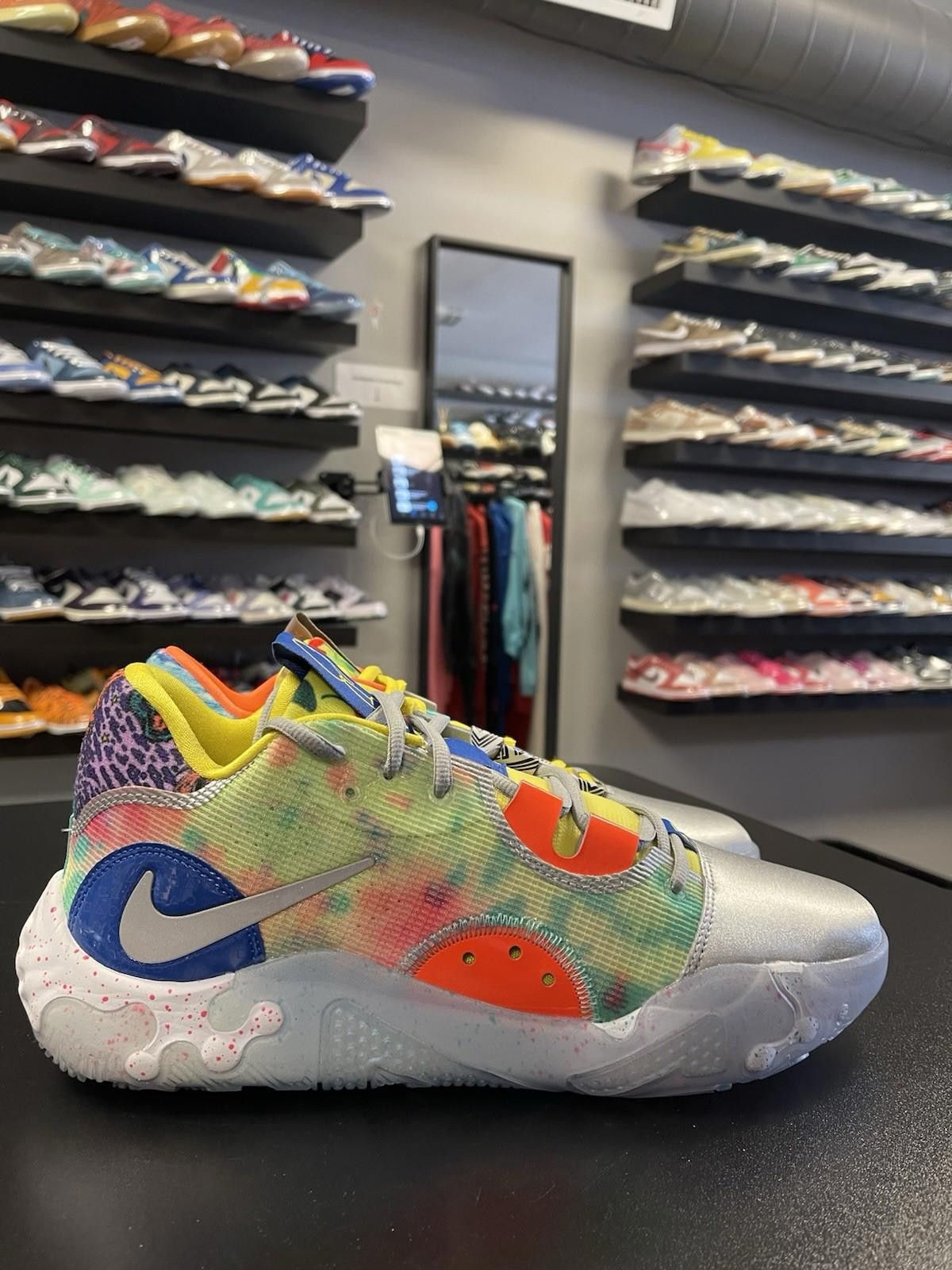 Nike Size 10.5 - Nike PG 6 What The Paul George Shoes Size US 10.5 / EU 43-44 - 3 Thumbnail