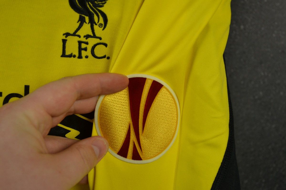 Warrior Liverpool Goalkeeper Football Shirt Warrior Soccer Jersey XL Size US XL / EU 56 / 4 - 9 Thumbnail