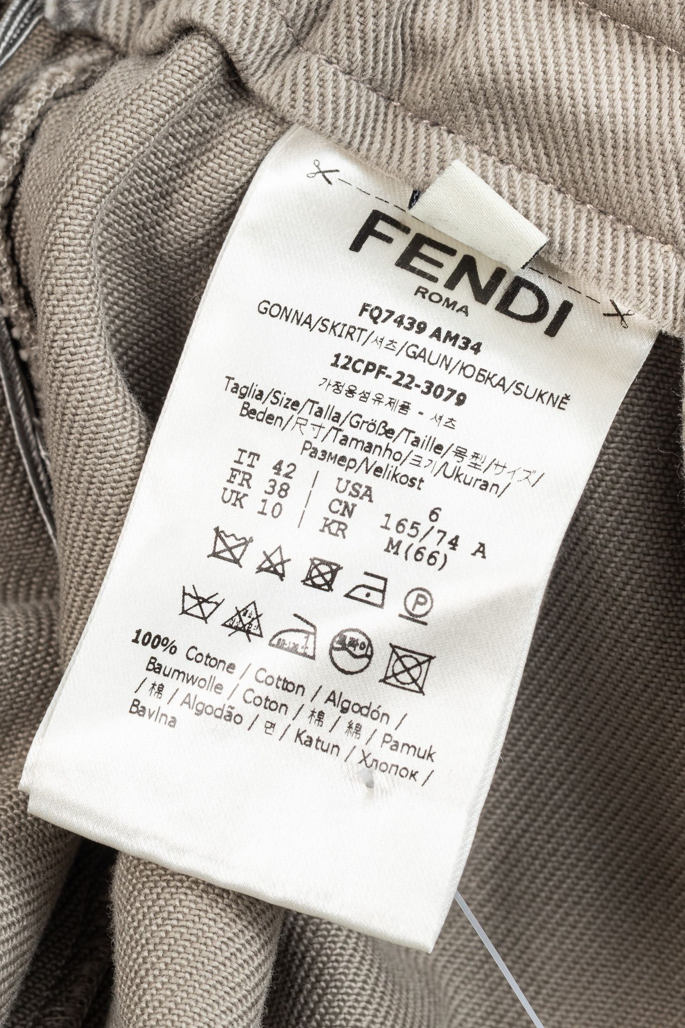 Fendi Fendi Resort 2023 Runway Baguette Denim Cargo Mini Skirt Size 24" / US 00 / IT 34 - 9 Thumbnail