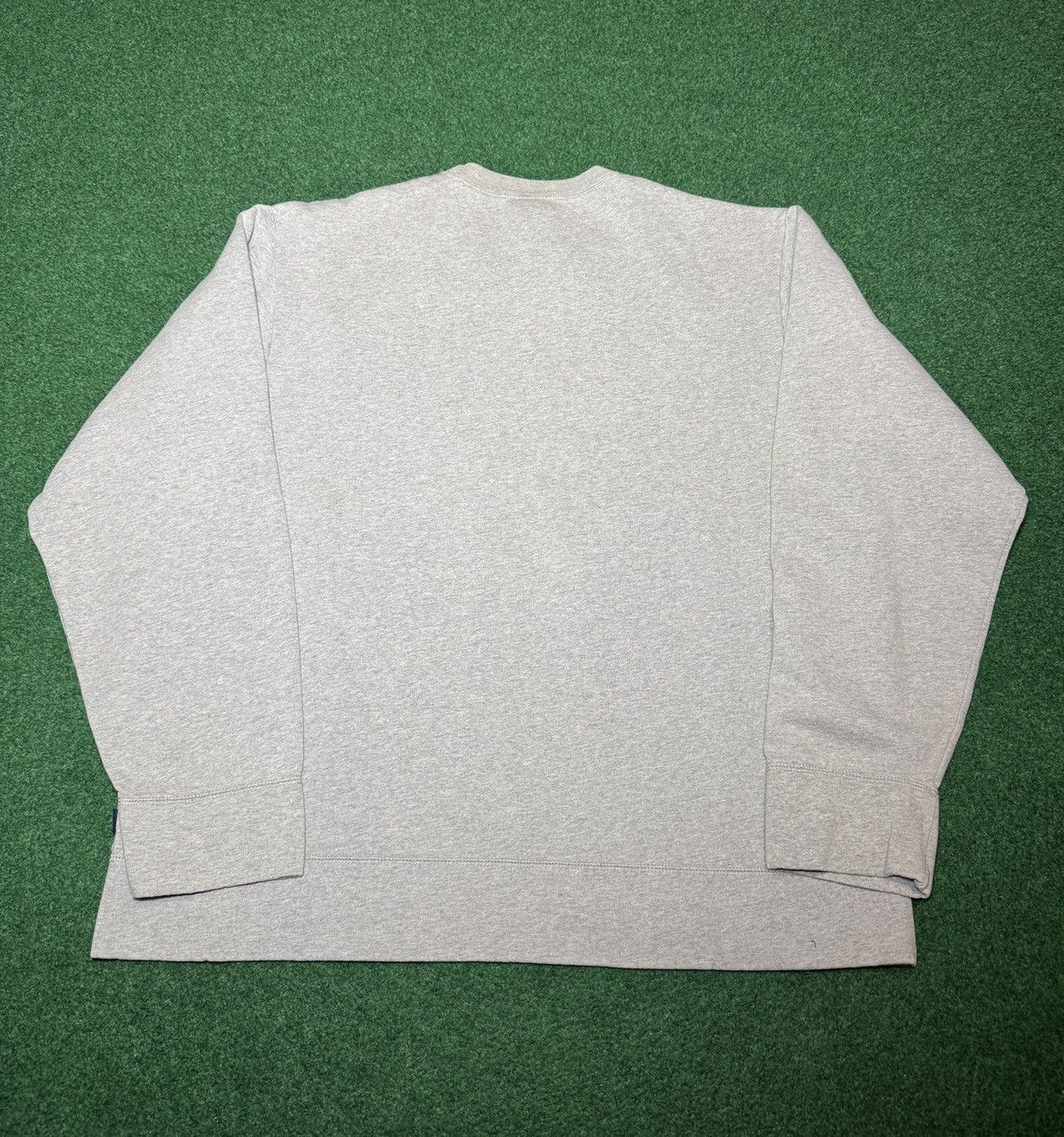 Tommy Hilfiger Tommy Hilfiger Vintage Boxy 90s Y2K XL Sweatshirt 25x28 Size US XL / EU 56 / 4 - 4 Thumbnail