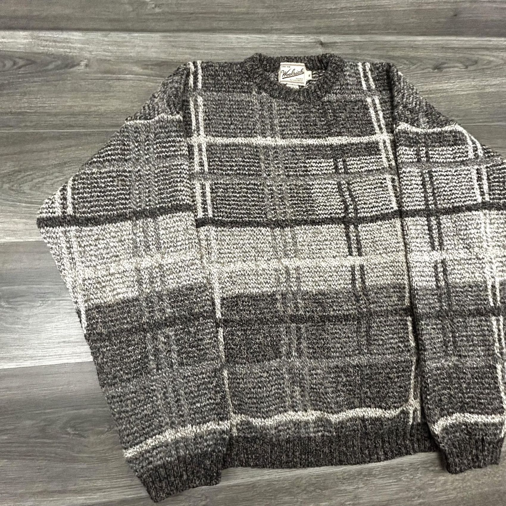 Vintage VINTAGE Woolrich Sweater Mens XL Gray Plaid Heavyweight Knit Wool 90s Pullover Crew Neck Wool Nylon Knit Size US XL / EU 56 / 4 - 3 Thumbnail