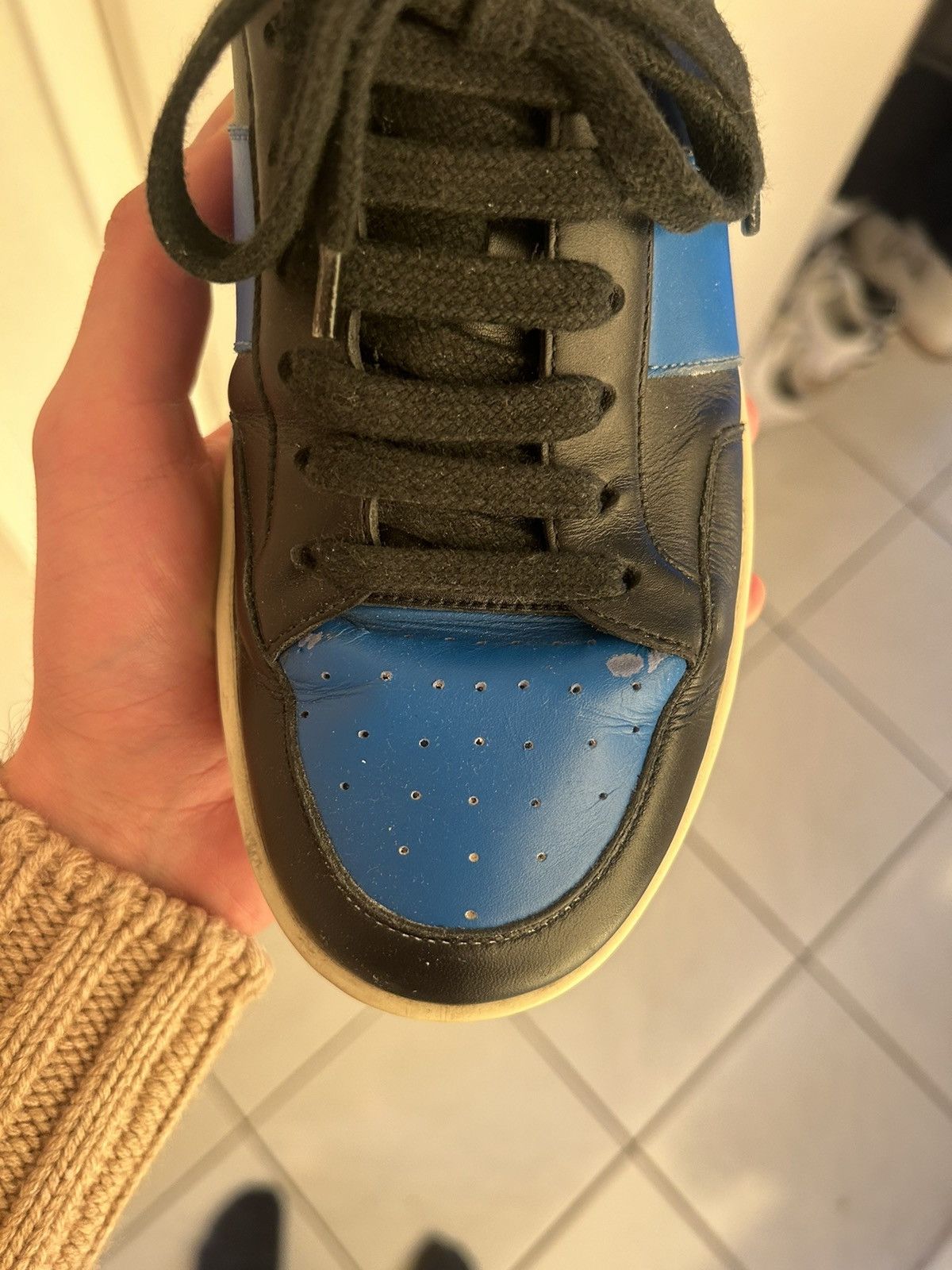 Saint Laurent Paris Saint Laurent Low-Top Court Sneaker - Size 39 Size US 6 / EU 39 - 18 Thumbnail