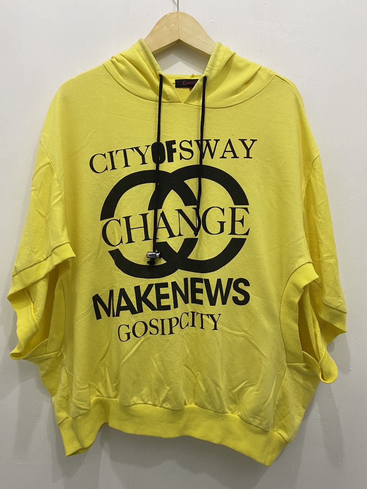 Japanese Brand Liquid Girl City Of Sway Gossip by Batwing Oversize Hoodie Size L / US 10 / IT 46 - 1 Thumbnail