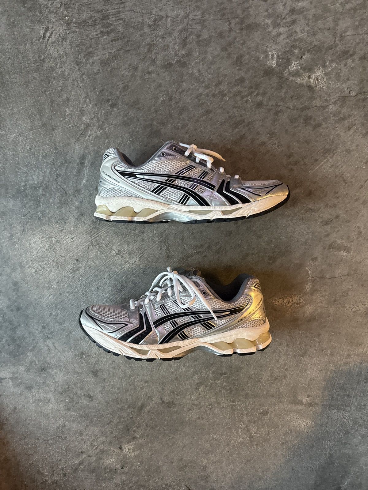Asics × JJJJound Asics x Jjjjound Size US 10 / EU 43 - 7 Thumbnail