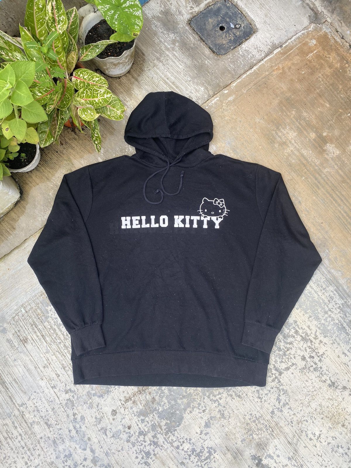 Anime × Cartoon Network × Japanese Brand Hello Kitty Spellout Big Logo Hoodies Size US XL / EU 56 / 4 - 2 Thumbnail