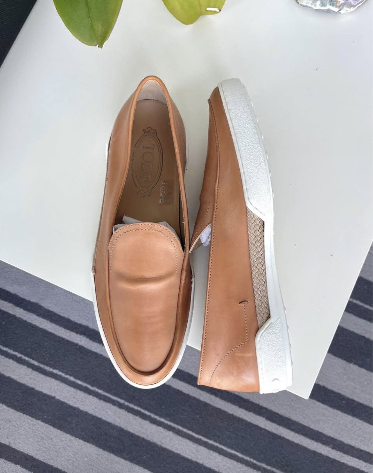 Tod's Tod’s leather loafers slippers Size US 8.5 / EU 41-42 - 2 Thumbnail