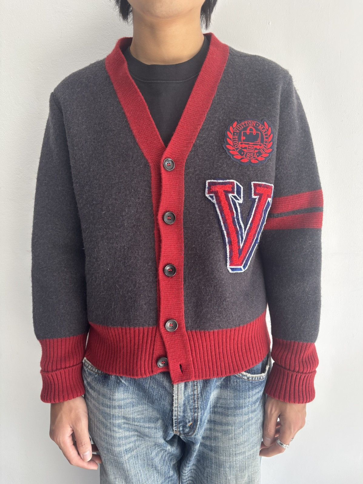 Fragment Design × Louis Vuitton Louis Vuitton x Fragment AW2017 heavy wool cardigan Size US M / EU 48-50 / 2 - 2 Thumbnail