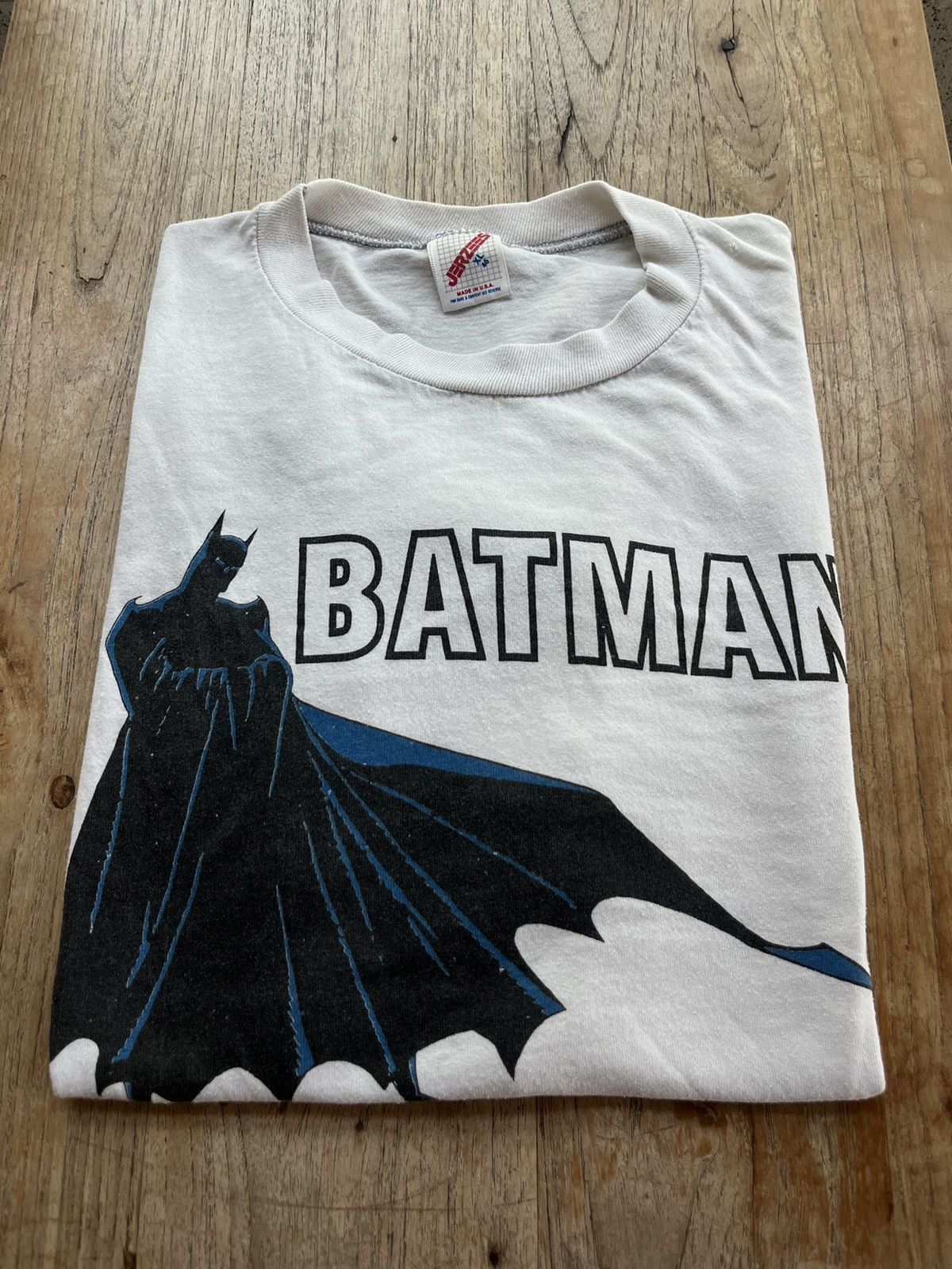 DC Comics × Vintage Vintage BATMAN DC Comics inc 1964’s (RP 80’s) Tshirt Size US XL / EU 56 / 4 - 1 Thumbnail