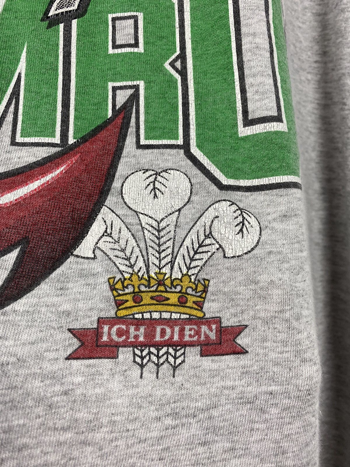 Vintage Vintage Wales Cymru Dragon 1994 T Shirt Tee Y2K Africa Size US XL / EU 56 / 4 - 3 Thumbnail