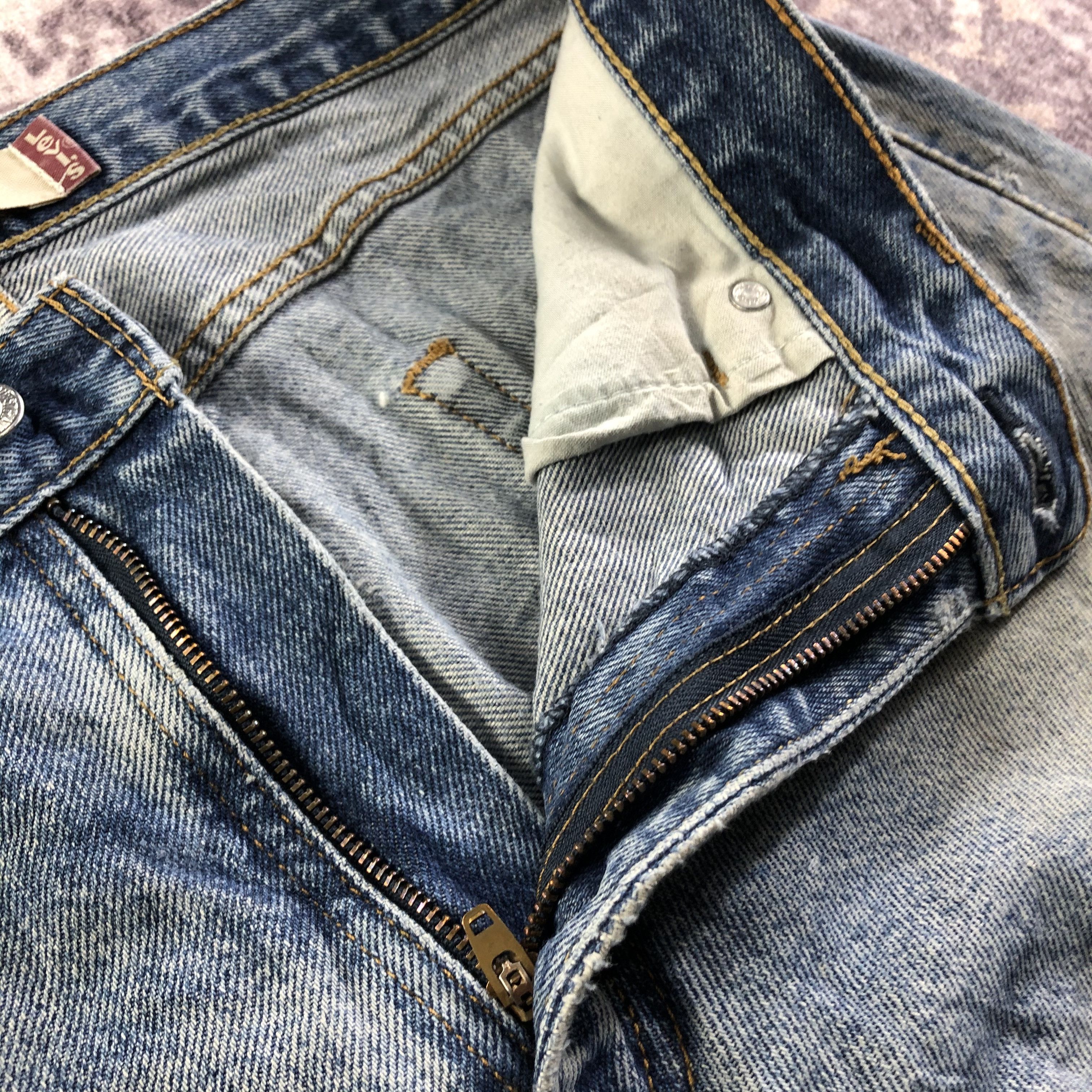 Levi's × Vintage Vintage Distress Levis 505 Jeans-JM3429 Size US 35 - 9 Thumbnail