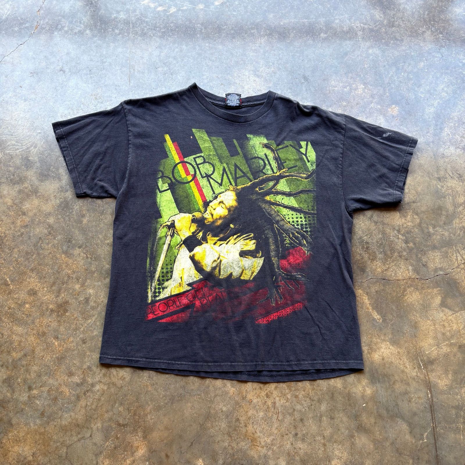 Vintage Vintage 90s Rap Tee Style Bob Marley T-shirt Size US XL / EU 56 / 4 - 1 Thumbnail