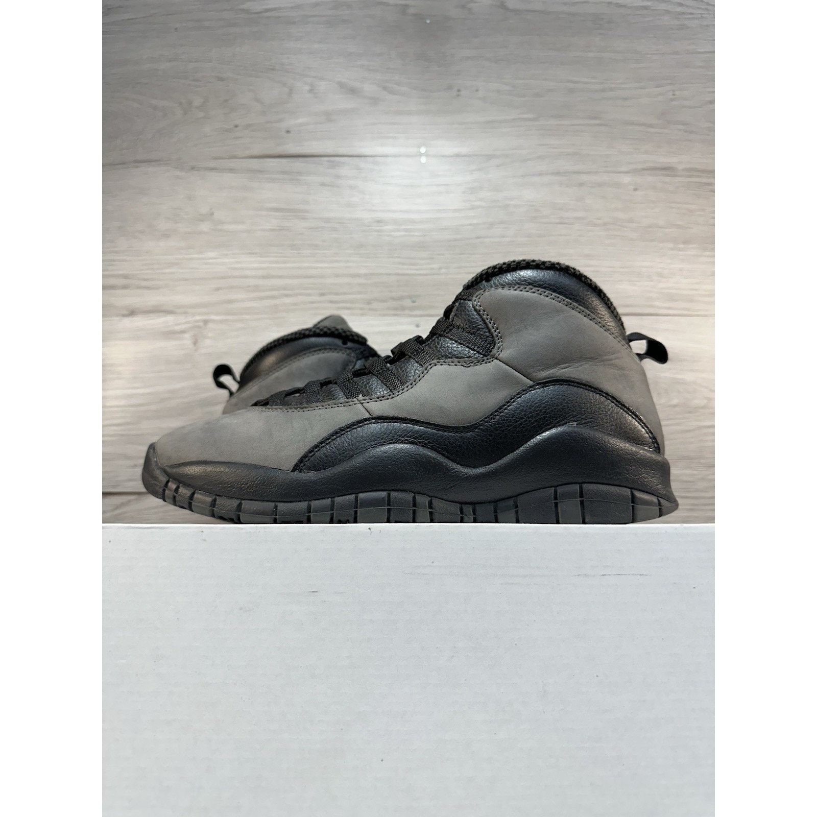 Jordan Brand Air Jordan 10 Retro Shadow 2025 - Size 9.5 Size US 9.5 / EU 42-43 - 1 Thumbnail
