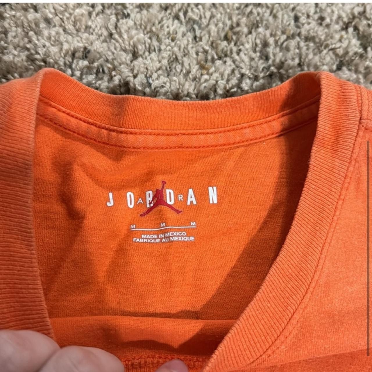 Jordan Brand × Vintage Y2K Jordan Tee Size US M / EU 48-50 / 2 - 3 Thumbnail