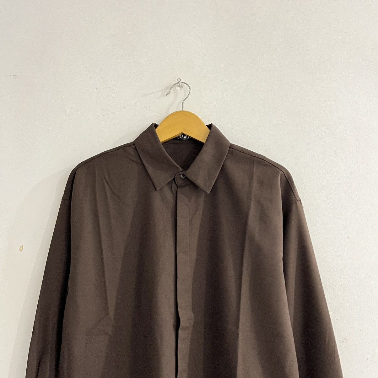 Japanese Brand draw - basic brown hidden button shirt Size US M / EU 48-50 / 2 - 2 Thumbnail