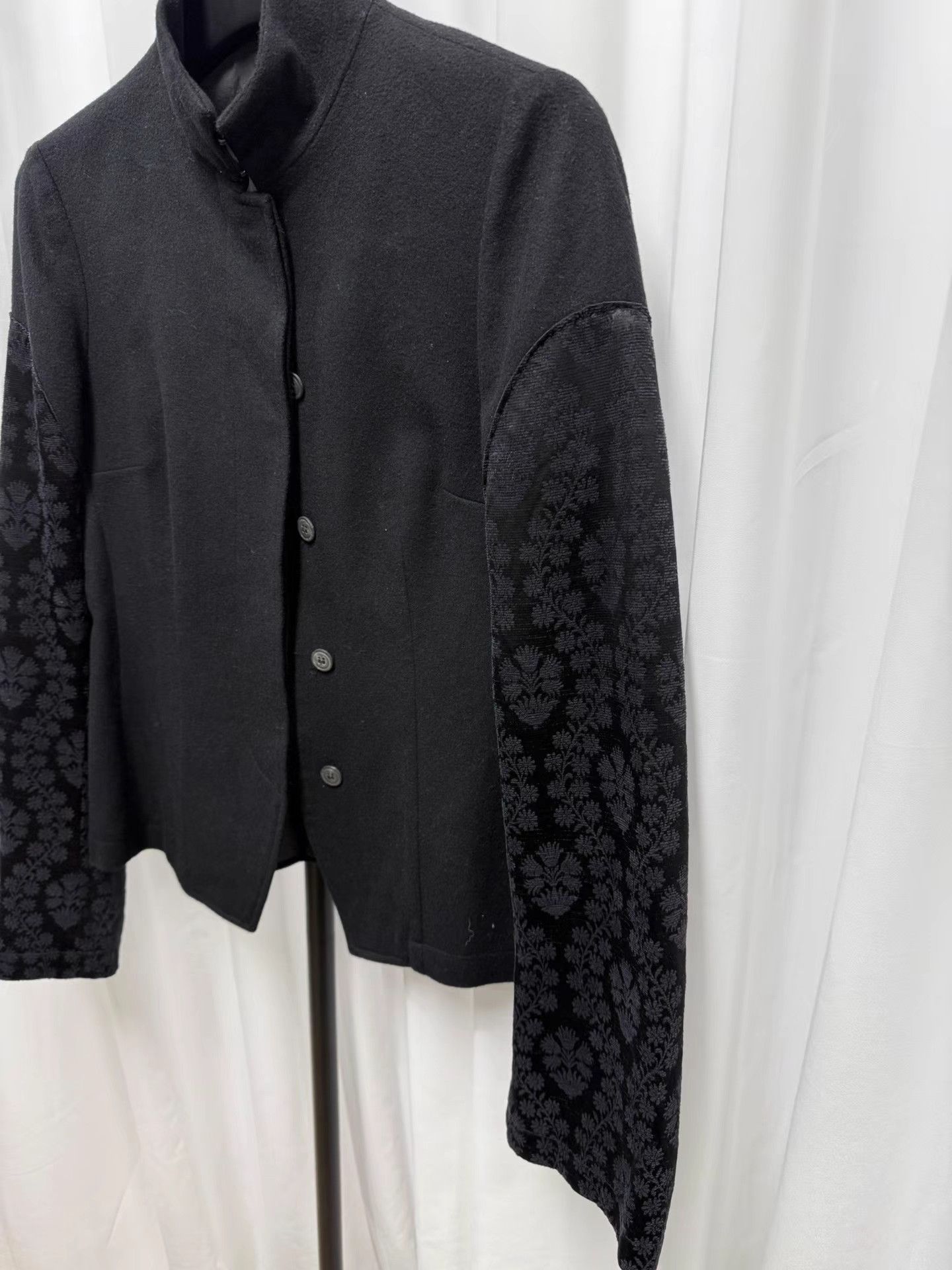 Dries Van Noten Dries Van Noten Jacquard Paneled Court Jacket K20 Size XS / US 0-2 / IT 36-38 - 2 Thumbnail