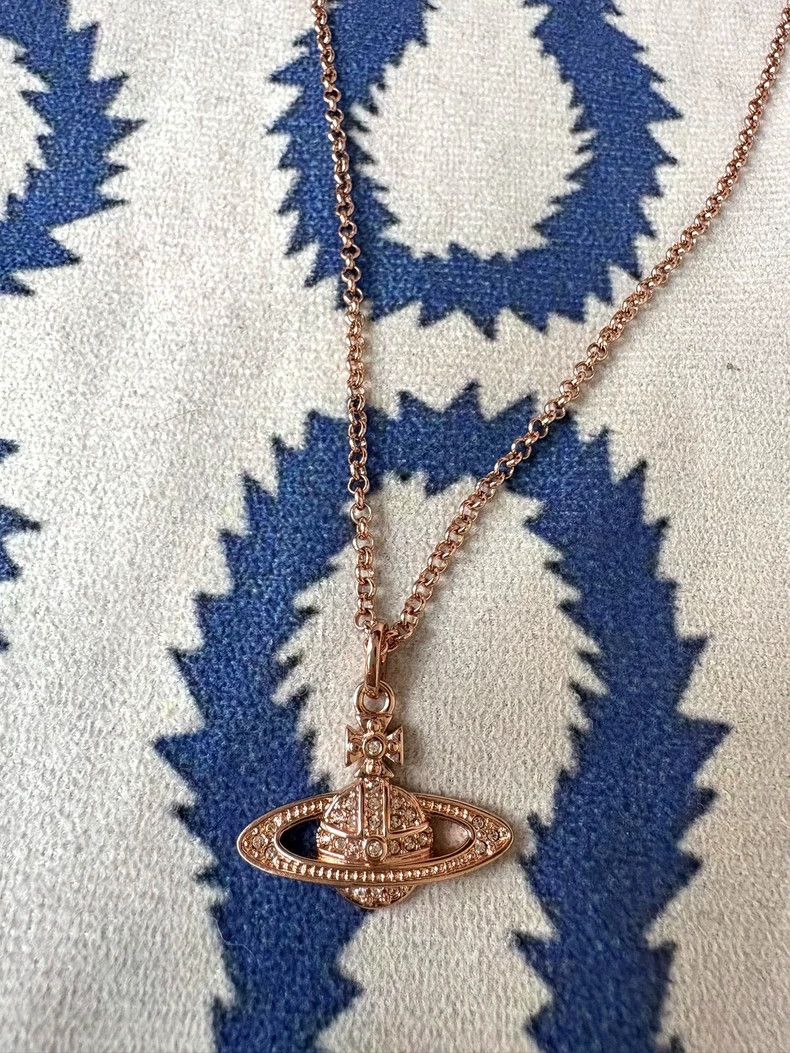 Vivienne Westwood Vivienne Westwood Rose Gold Flat Saturn Necklace Size ONE SIZE - 1 Thumbnail