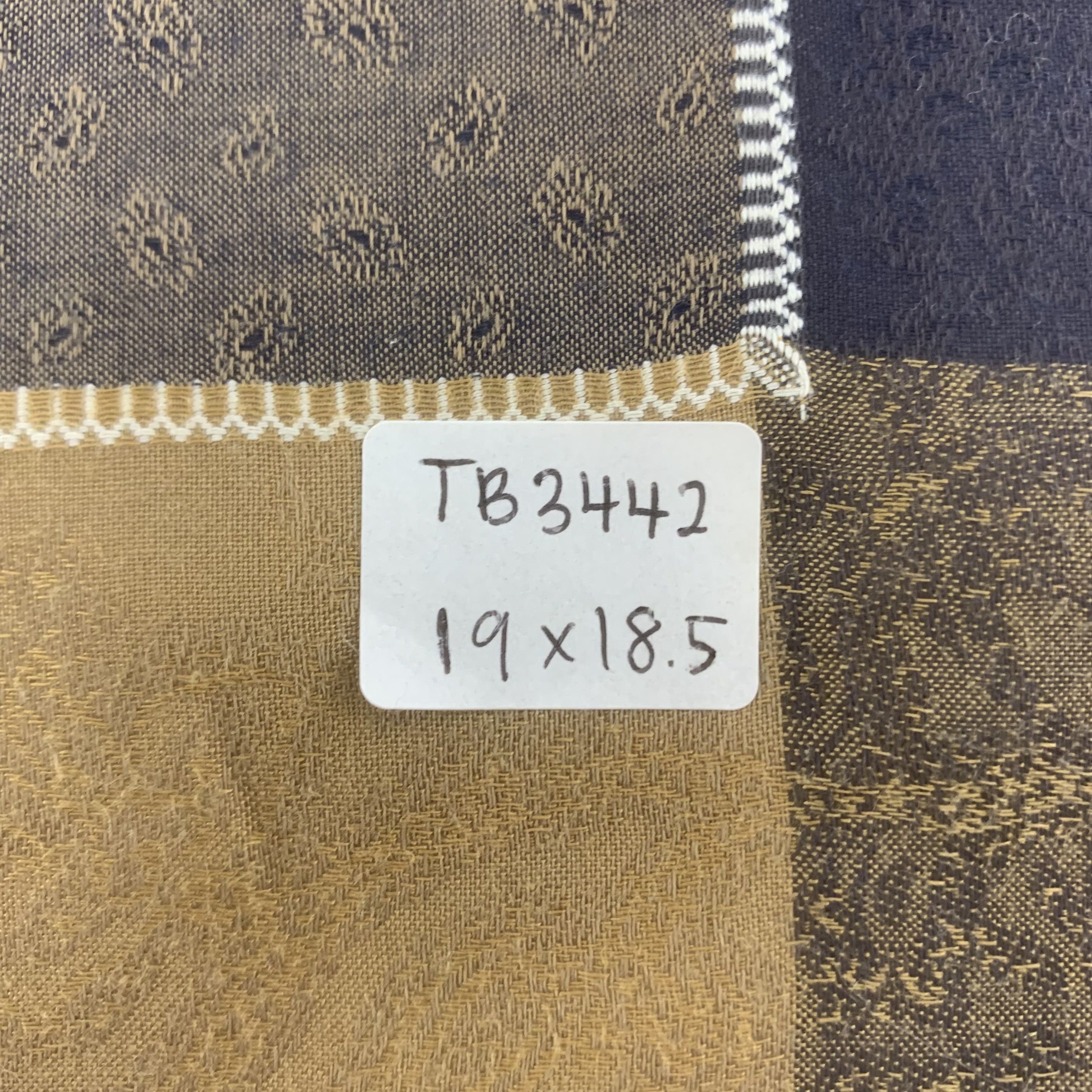 Yves Saint Laurent Yves Saint Lauren Handkerchief Bandana Neckerchief TB3442 Size ONE SIZE - 4 Thumbnail
