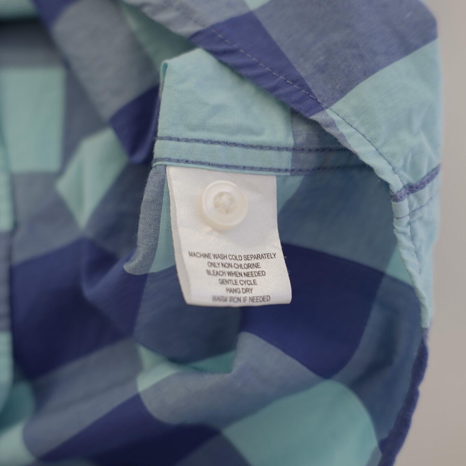 UNTUCKit UNTUCKit Blue Plaid Short Sleeve XL Collared Dress Shirt Size US XL / EU 56 / 4 - 8 Thumbnail