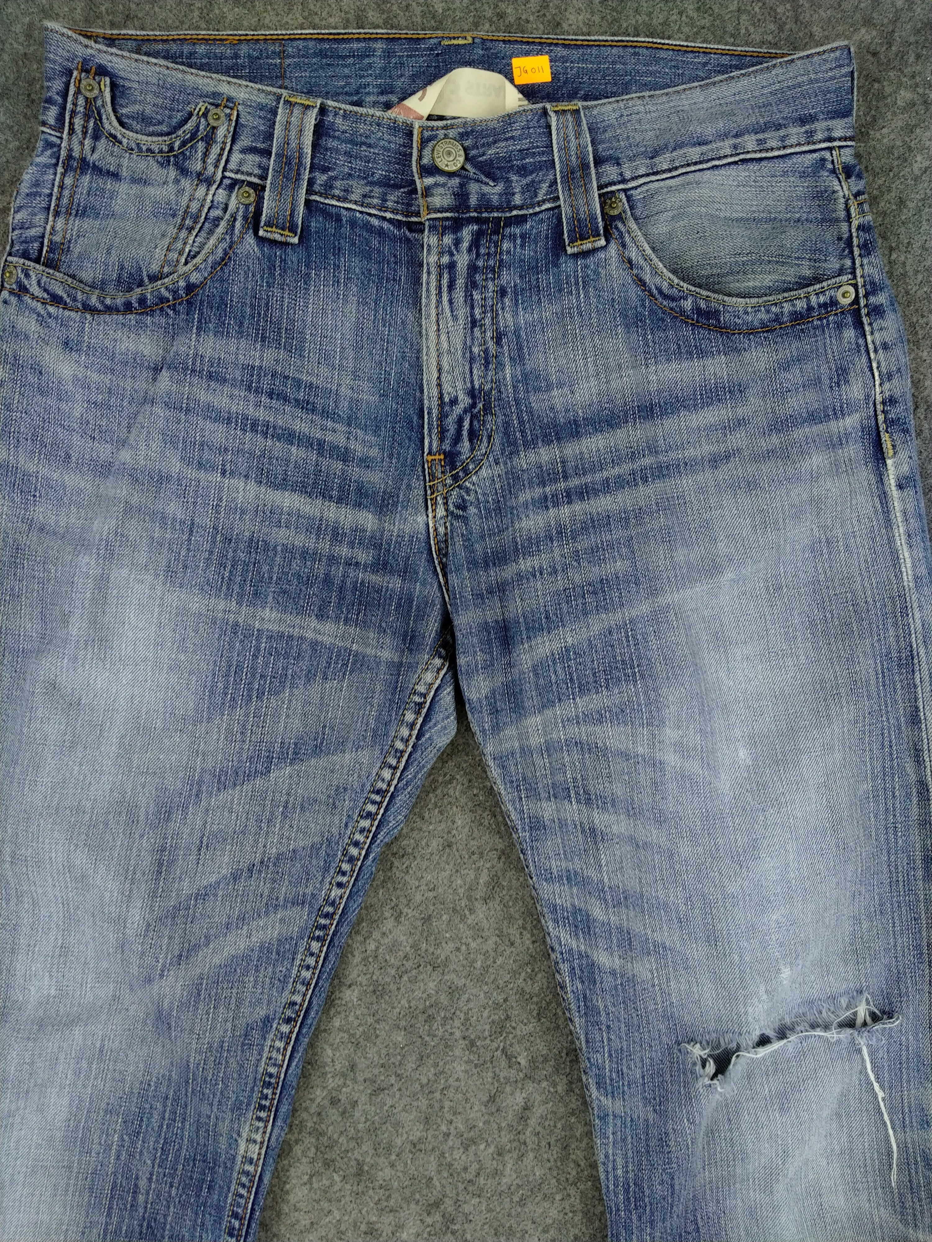 Levi's Distressed Blue Vintage Levi's 523 Jeans 33x28 Denim -JG011 Size US 33 - 3 Thumbnail