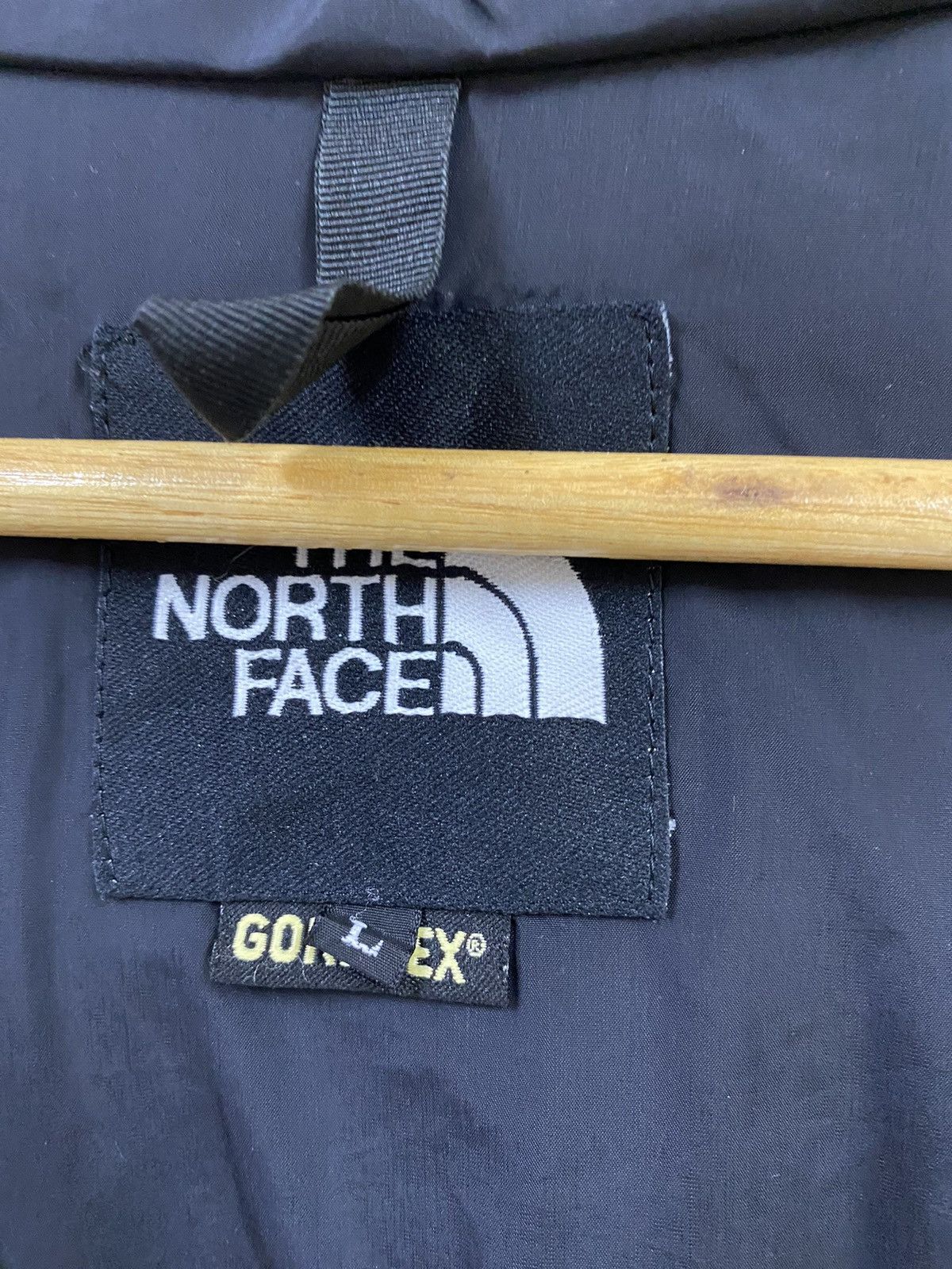 The North Face The North Face Goretex Outwear Yellow Size US L / EU 52-54 / 3 - 21 Thumbnail