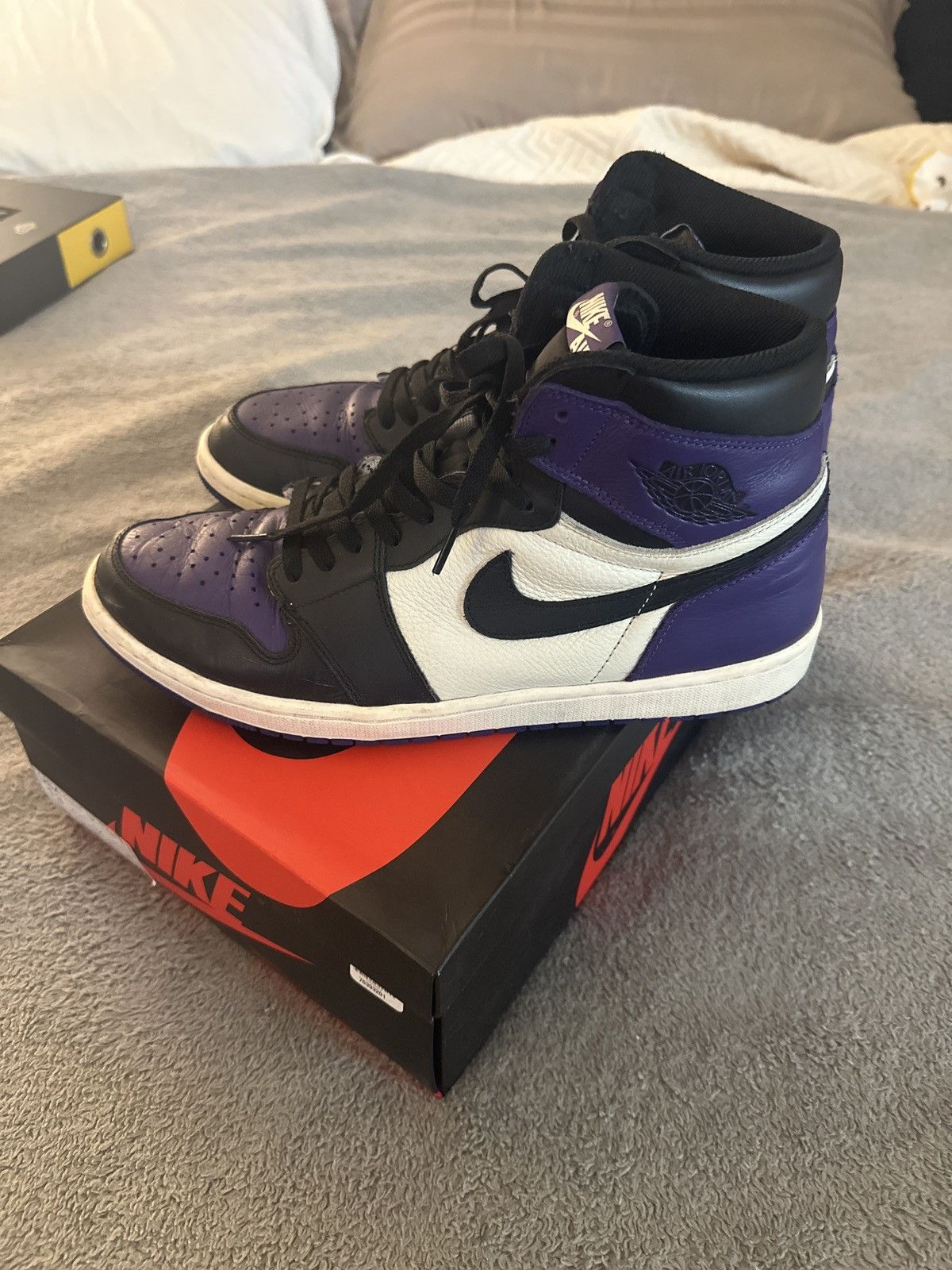 Jordan Brand × Vintage Jordan 1 Retro High Og Court Purple Size US 13 / EU 46 - 2 Thumbnail