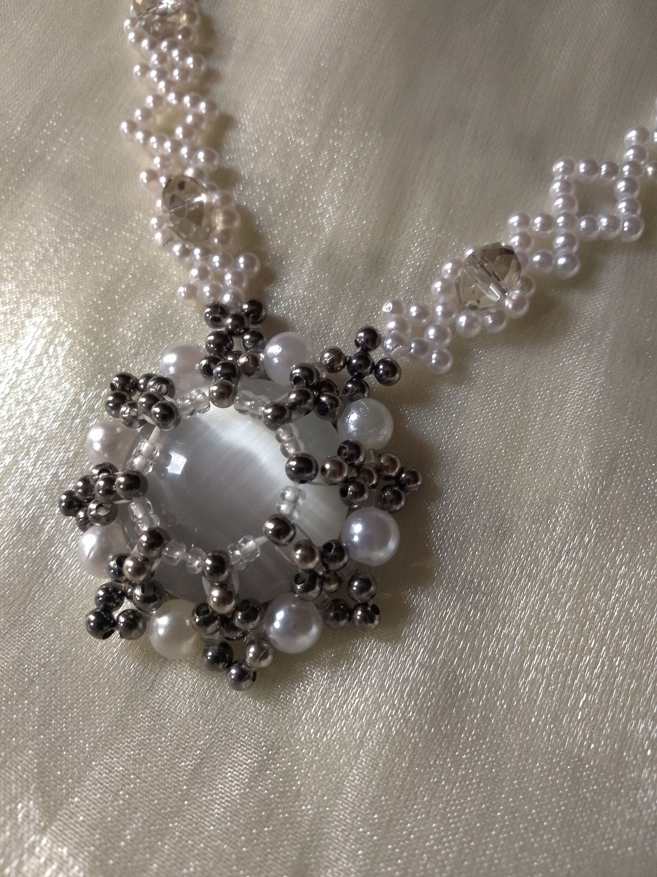 Handmade Necklace Medallion Cat eye gemstone Vintage style Size ONE SIZE - 3 Thumbnail