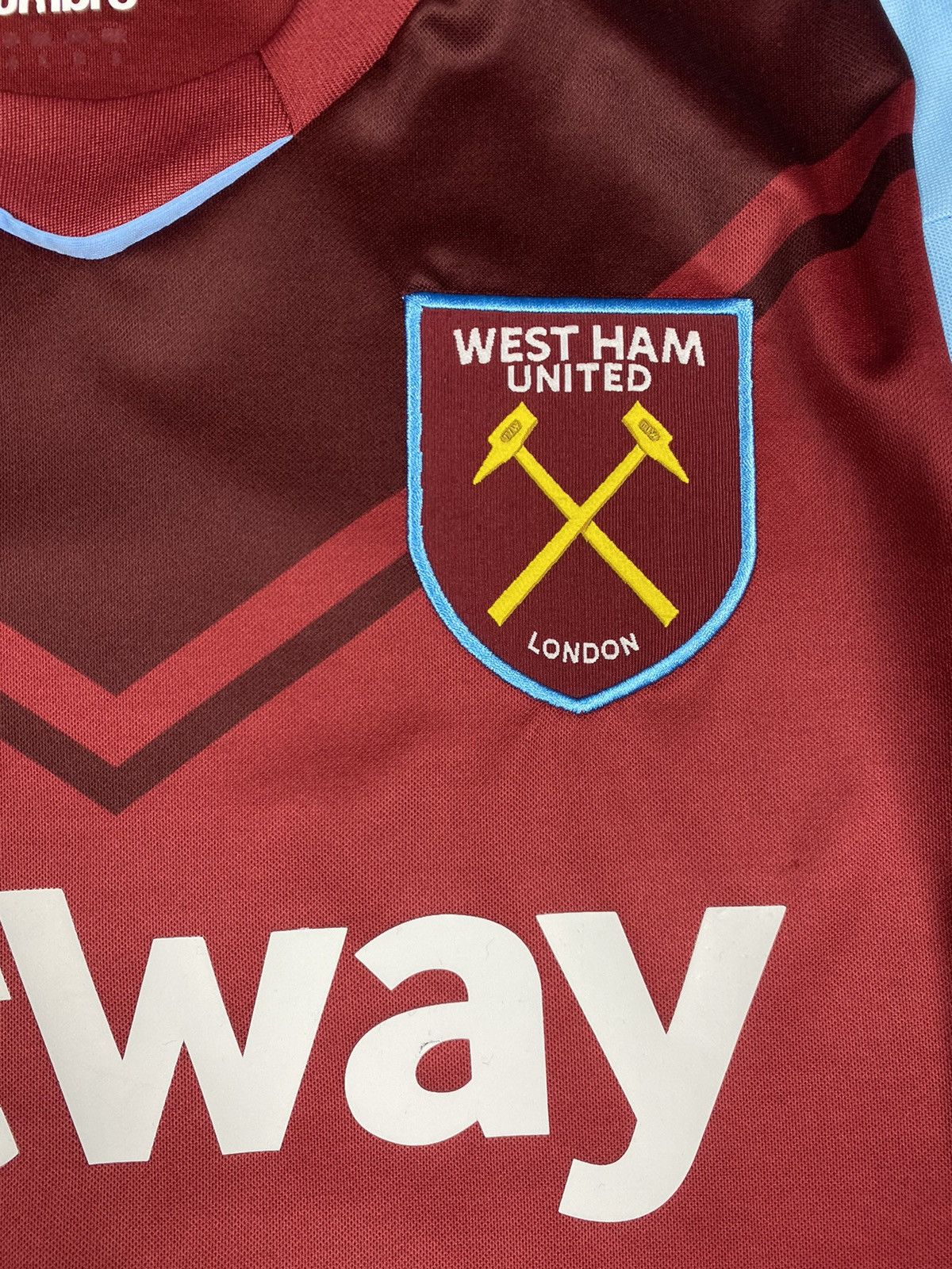 Umbro Umbro West Ham FC Soccer Jersey Tee T Shirt Size US M / EU 48-50 / 2 - 7 Thumbnail