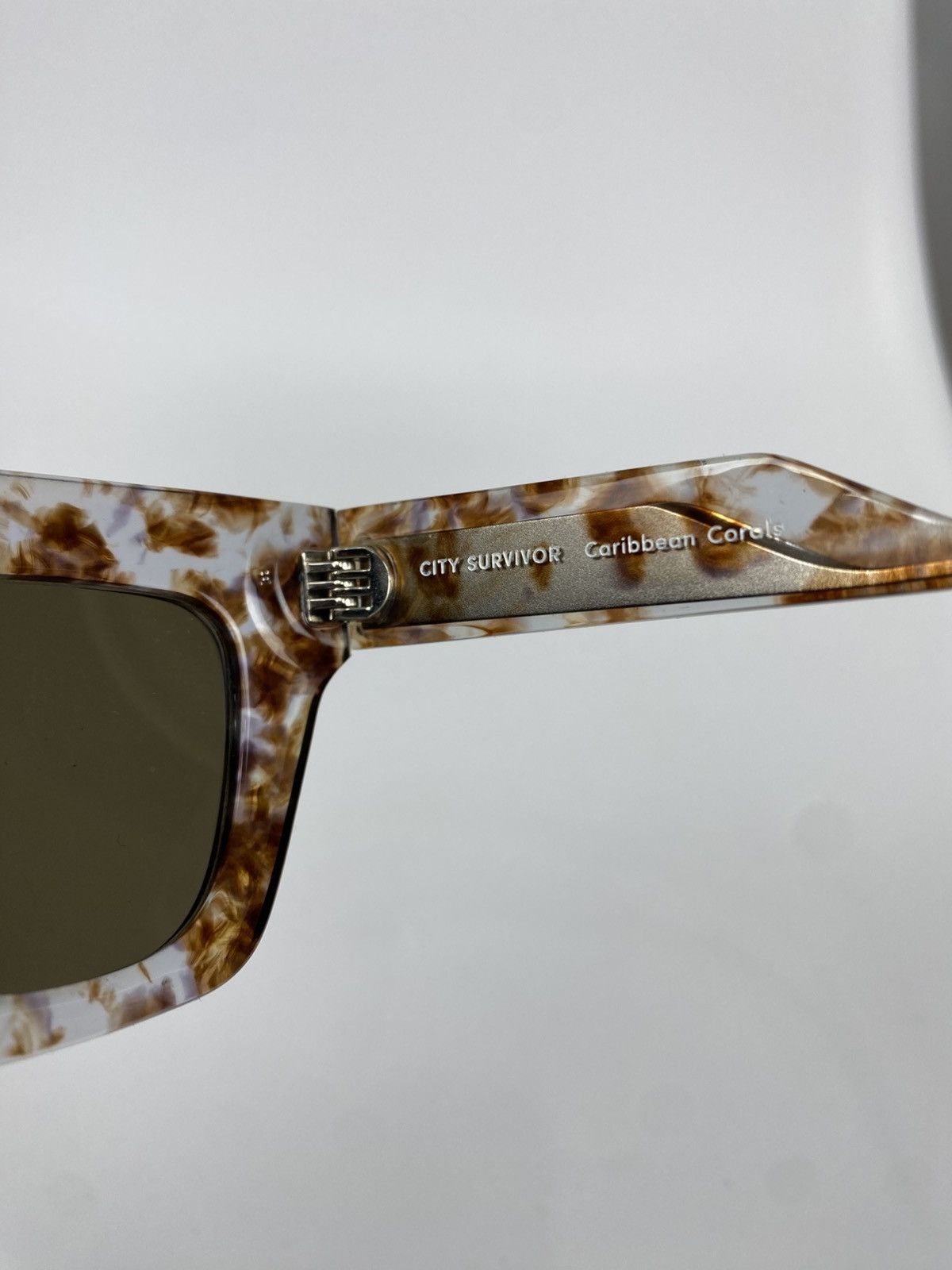 Other Kaibosh City Survivor Caribbean Corals Sunglasses Size ONE SIZE - 8 Thumbnail