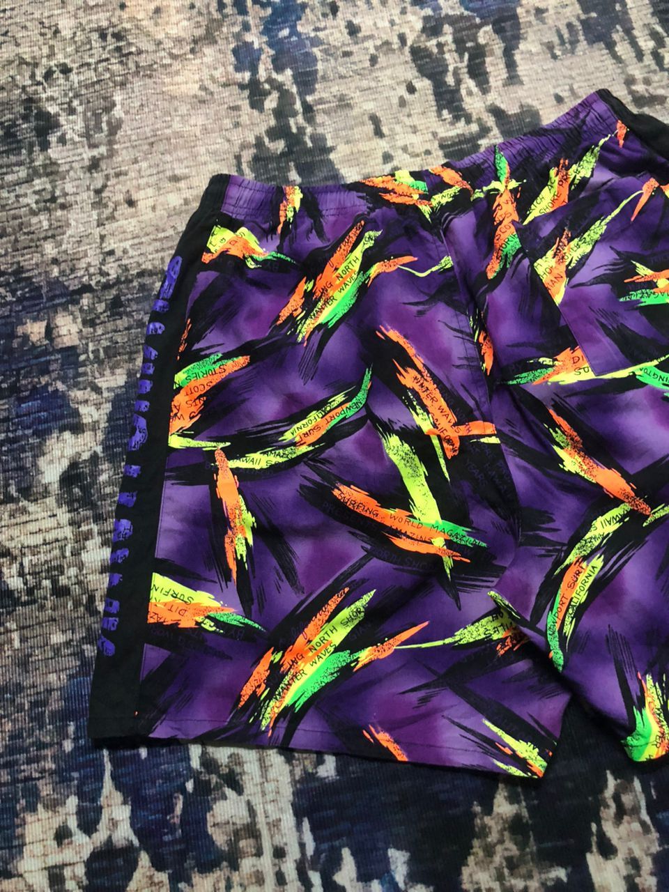 Japanese Brand Flying Hawk Surf Style Short Pants Abstract Design Size US 30 / EU 46 - 11 Thumbnail