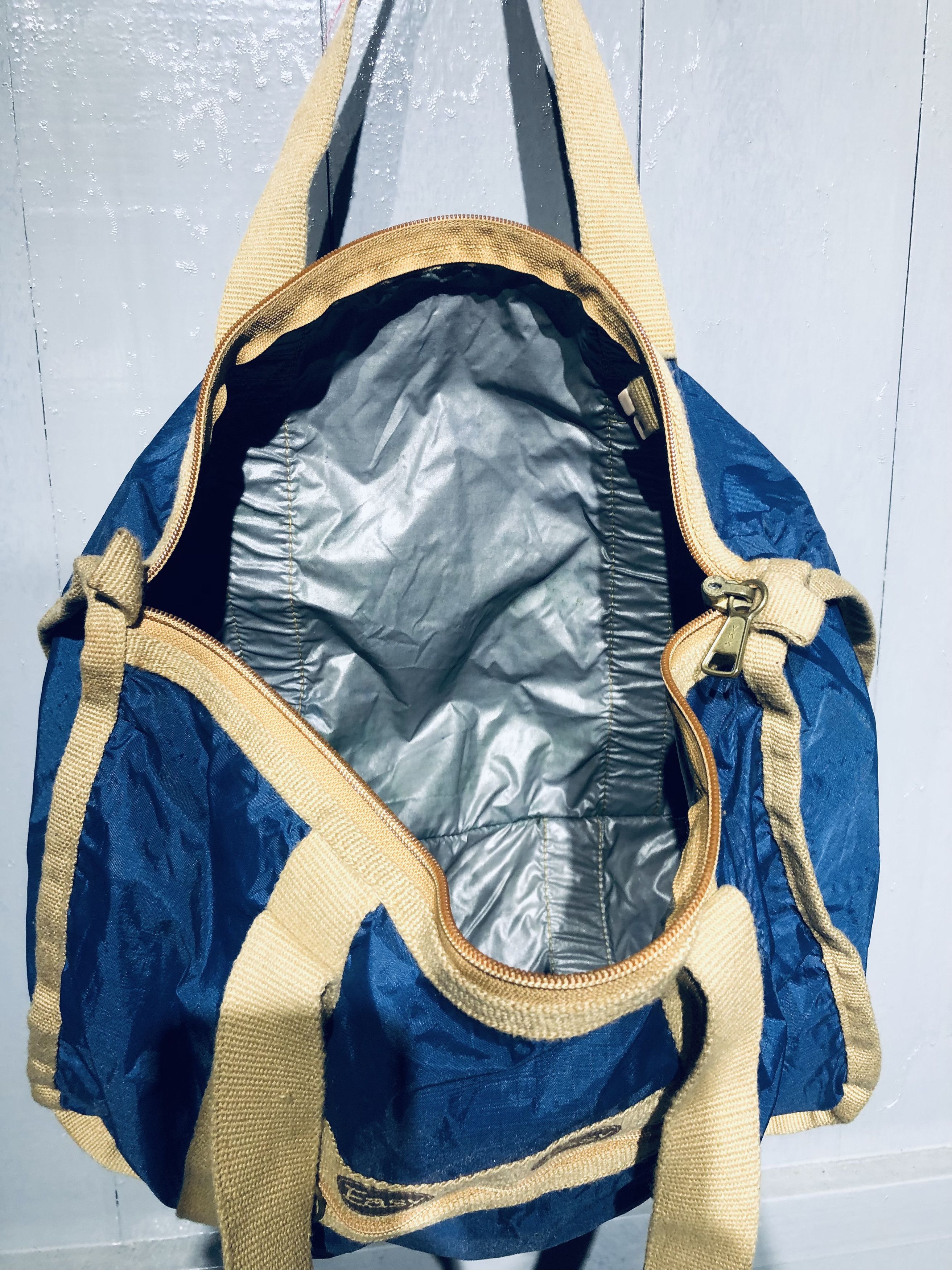 Japanese Brand JAPANESE NYLON OUTDOOR MINI TRAVEL BAG Size ONE SIZE - 5 Thumbnail