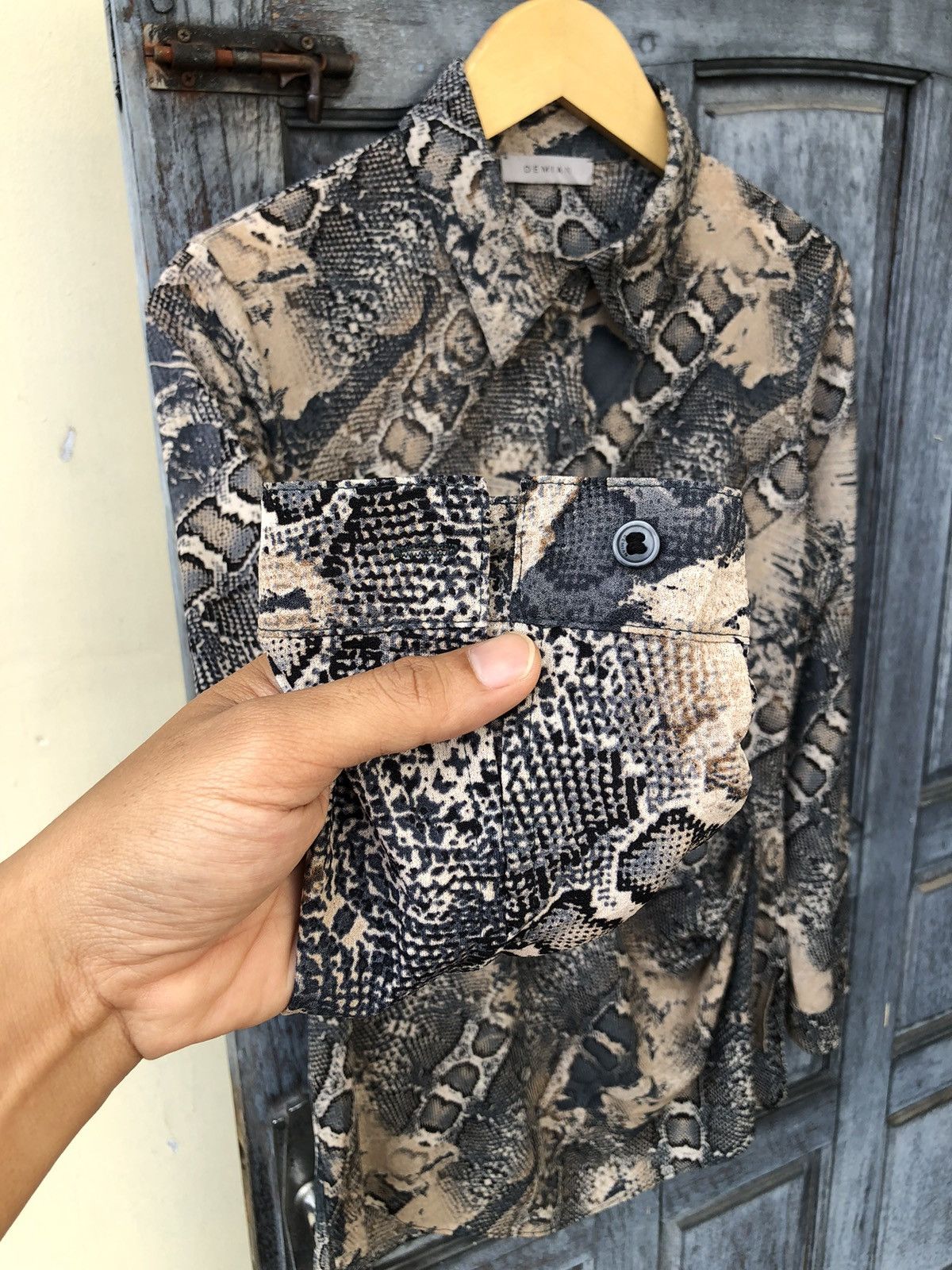 Vintage Demian Snake Skin Asian Style Korean & Japanese Vintage Size L / US 10 / IT 46 - 11 Thumbnail