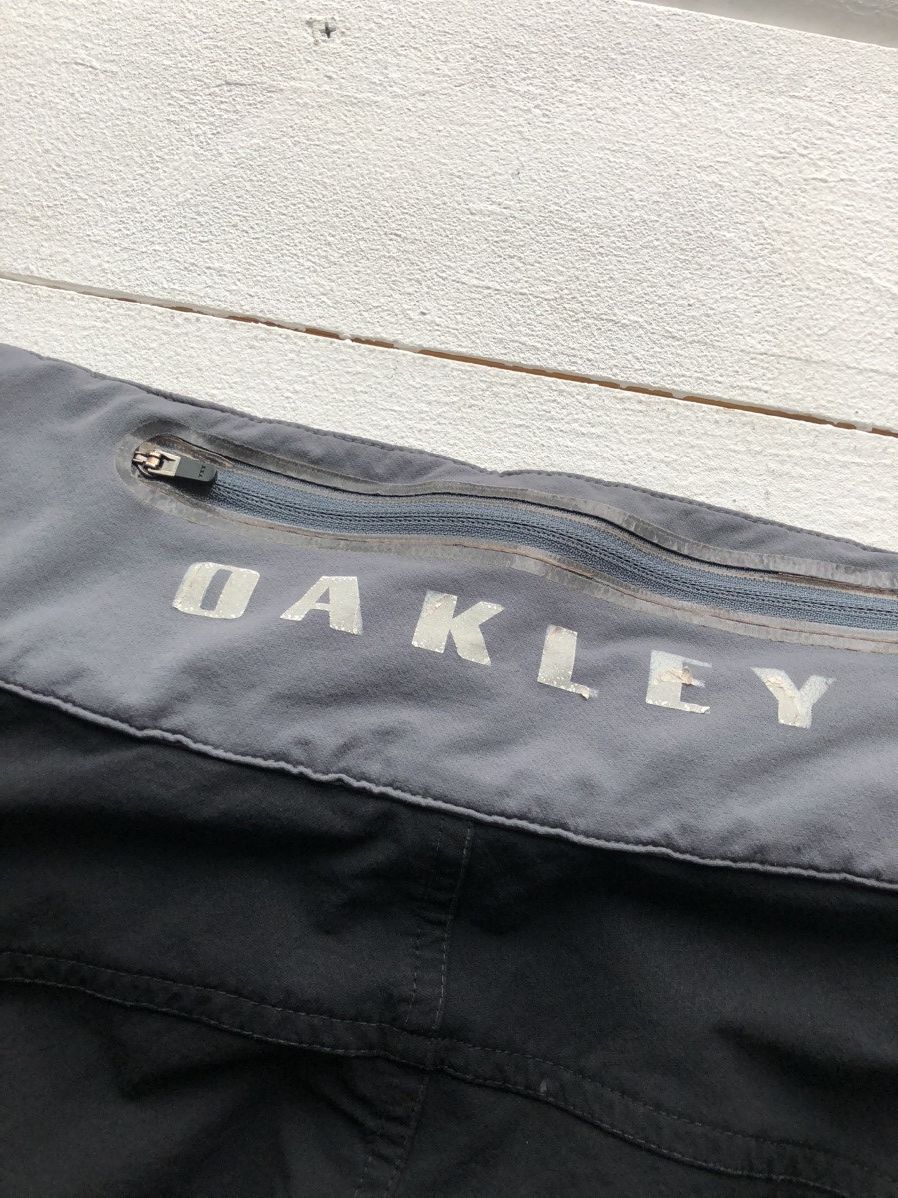 Oakley × Vintage Vintage 2000’s Oakley Software Cargo Tactical Shorts M-L Size US 34 / EU 50 - 8 Thumbnail