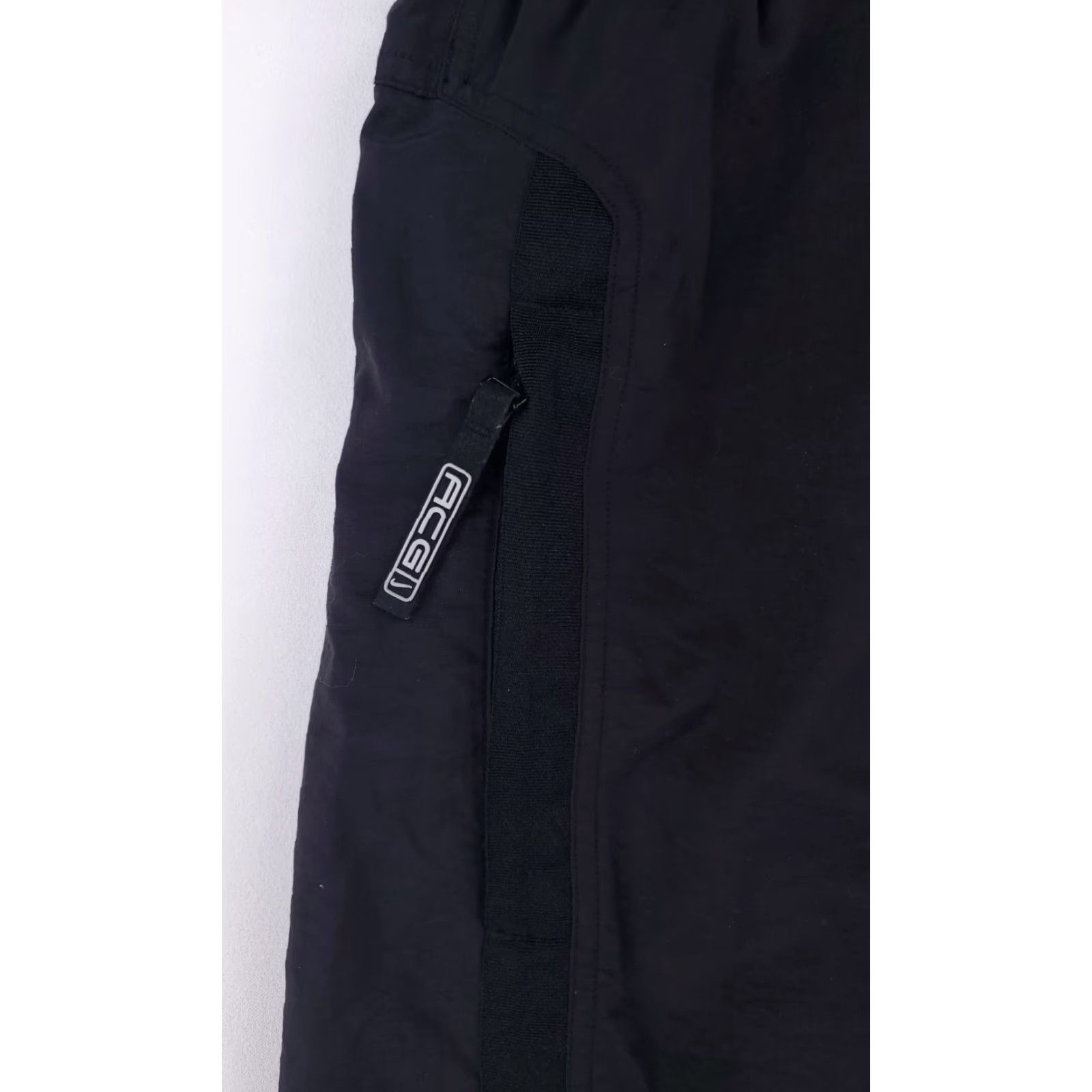 Nike ACG Nike ACG Hiking Shorts Drawstring Elastic Waist Black Mens L (36-38 W Actual) Size US 33 - 4 Thumbnail