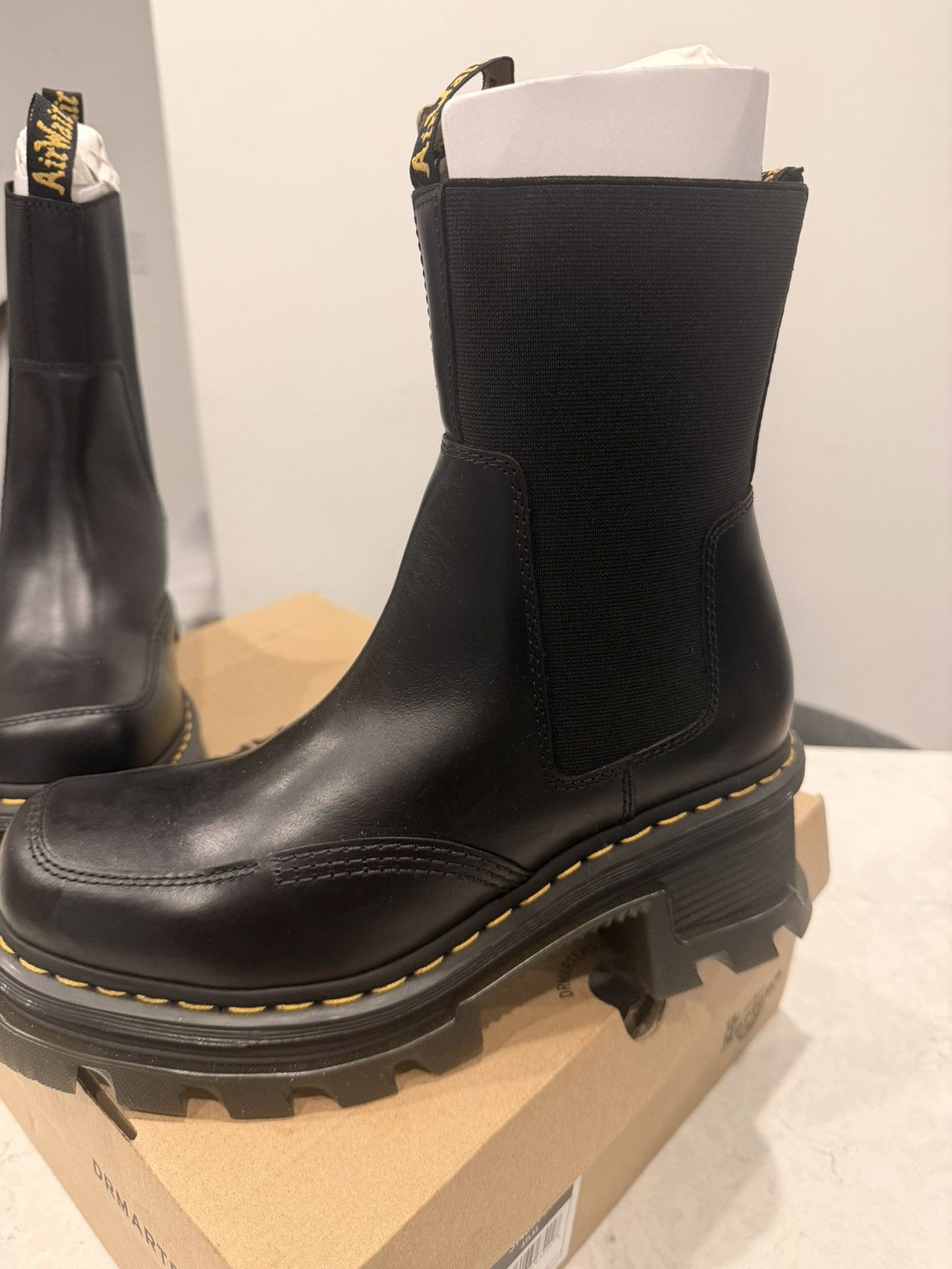 Dr. Martens Dr Marten Chelsea boot men’s Size US 10 / EU 43 - 2 Thumbnail