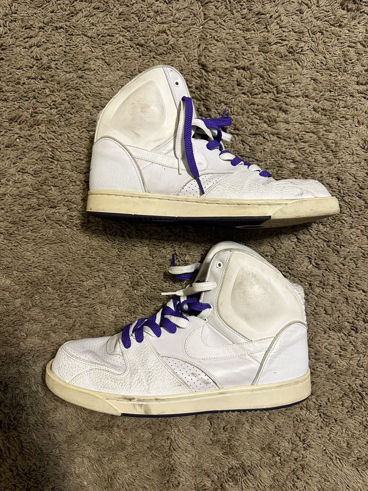 Nike × Vintage Vintage Nike Air Rt1 high “white & purple” 2009 size 11 Size US 11 / EU 44 - 9 Thumbnail