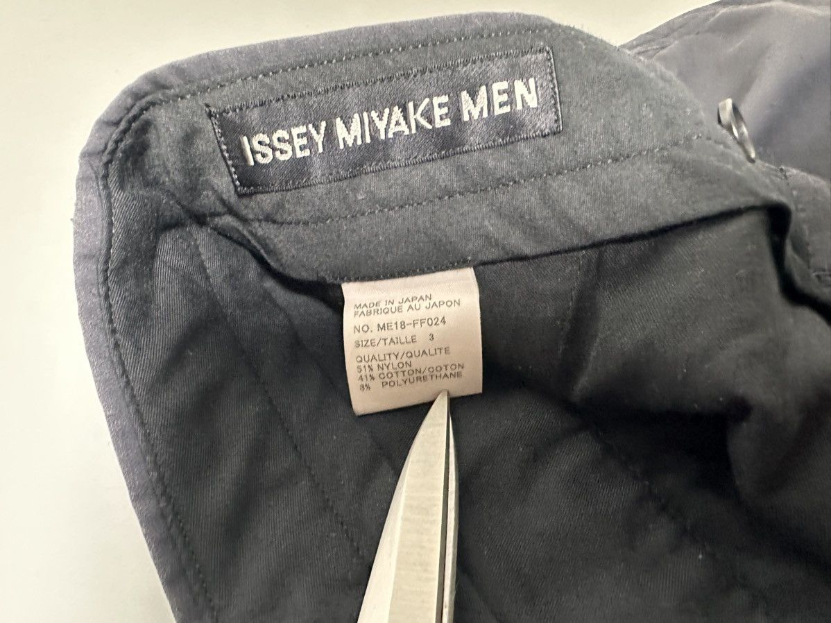 Issey Miyake × Vintage Issey Miyake Men — Nylon Casual Pants Size US 33 - 3 Thumbnail