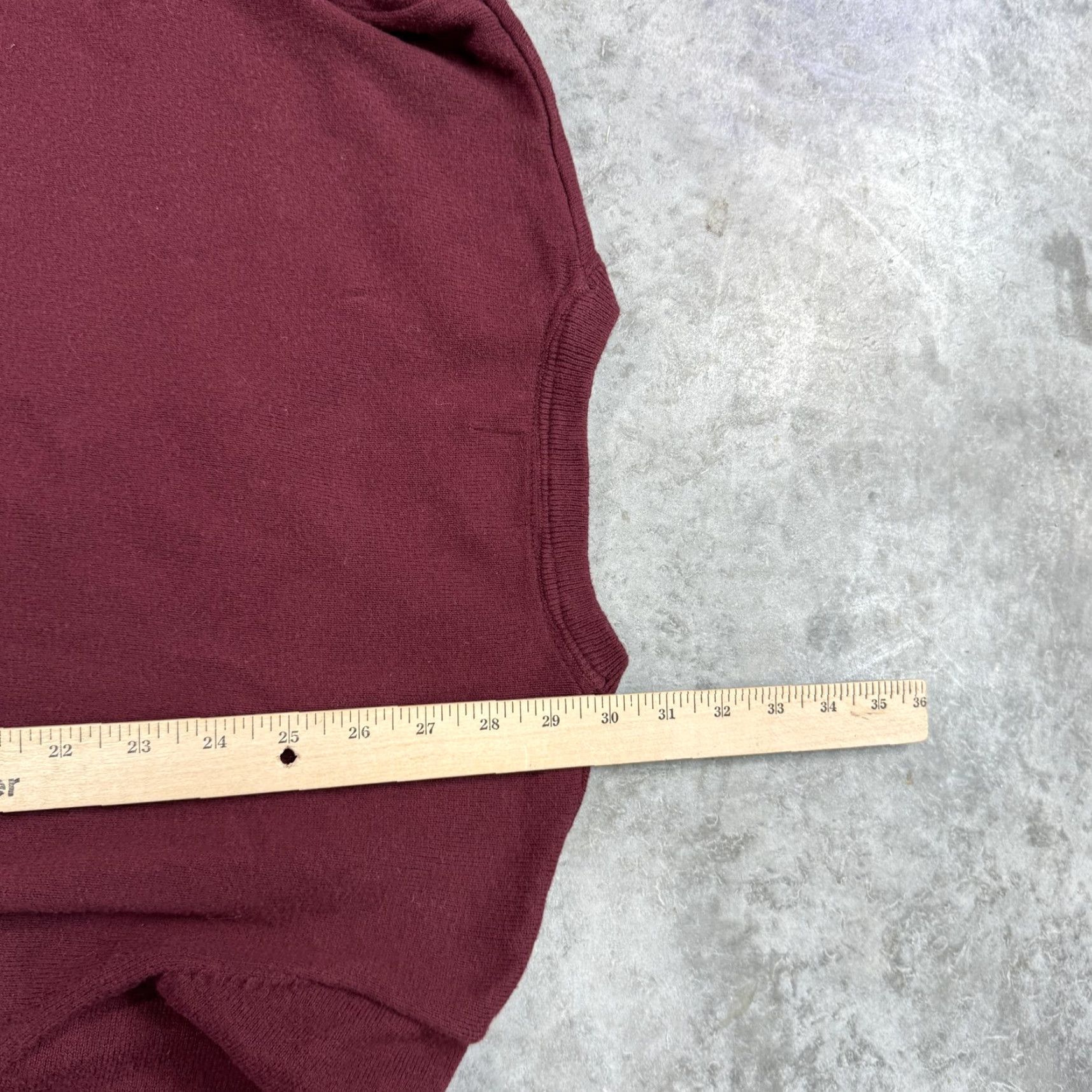 Vintage VINTAGE LL Bean Sweater Mens Large Burgundy V-Neck Cotton Cashmere Pullover Lightweight Size US L / EU 52-54 / 3 - 7 Thumbnail