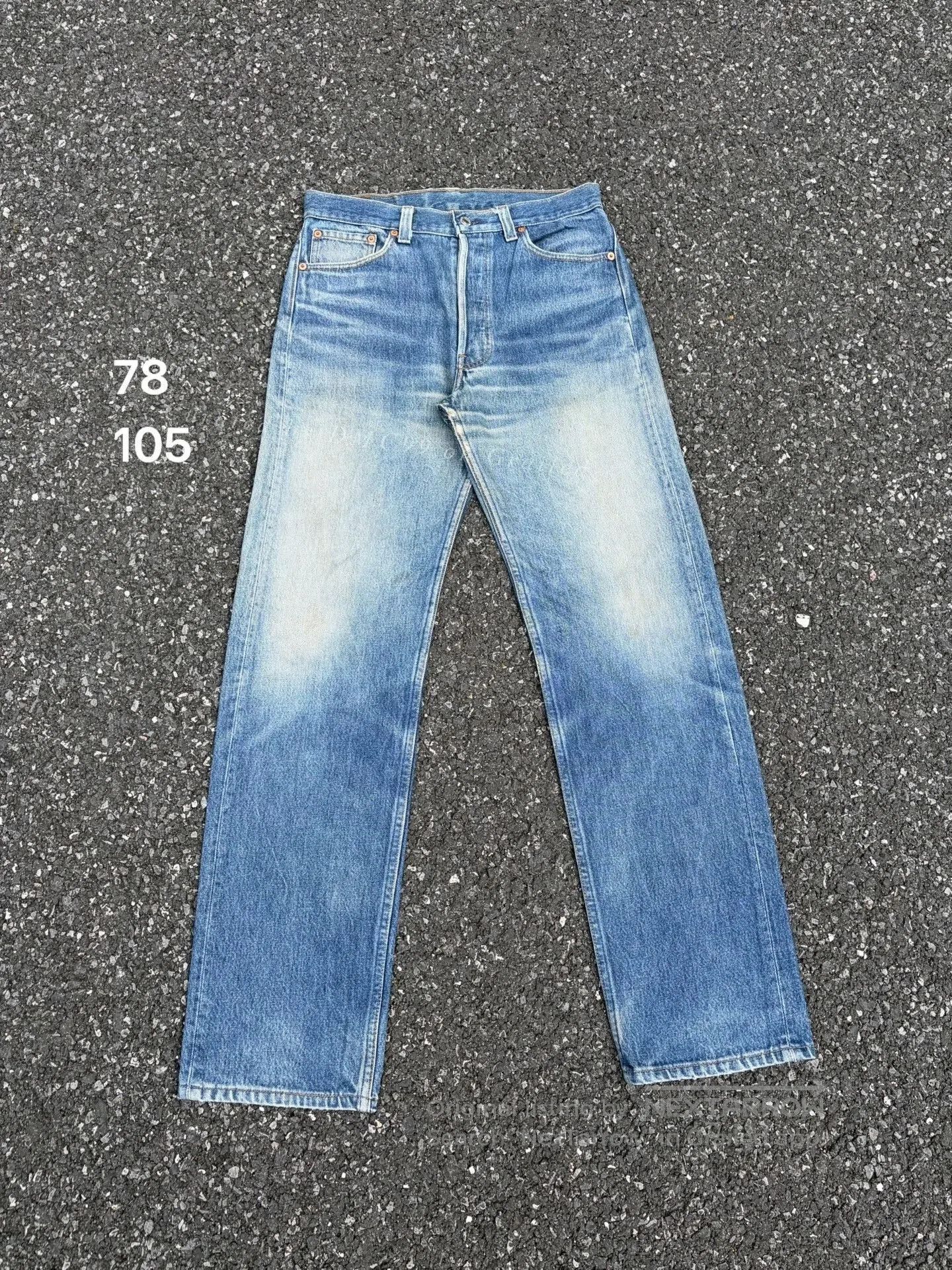 Vintage Vintage 90s Levi's 501 Blue Jeans. Size US 31 - 1 Thumbnail