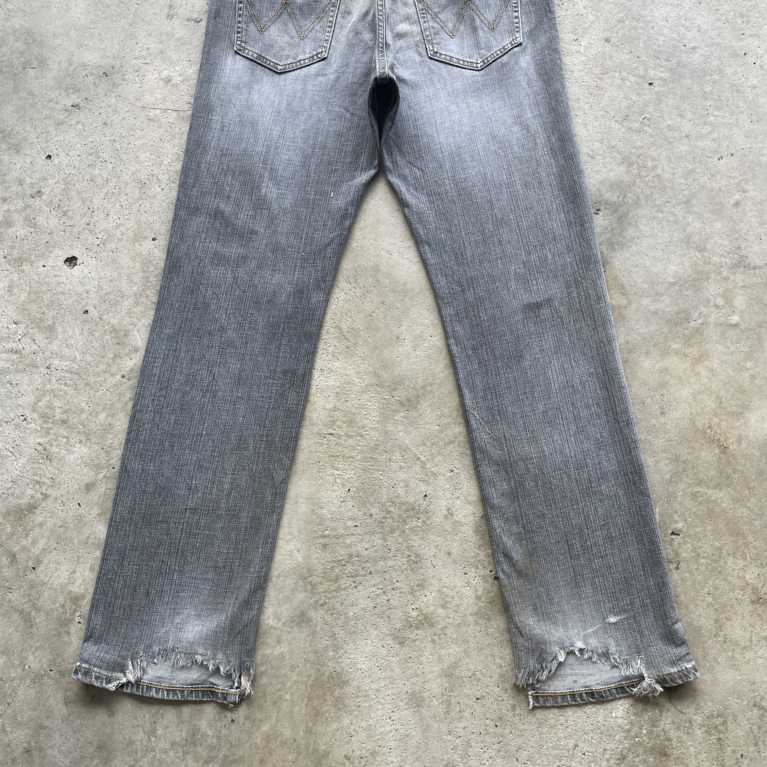 Wrangler VINTAGE WRANGLER FADED BLACK DISTRESSED DENIM PANTS JEAN W33 Size US 33 - 10 Thumbnail