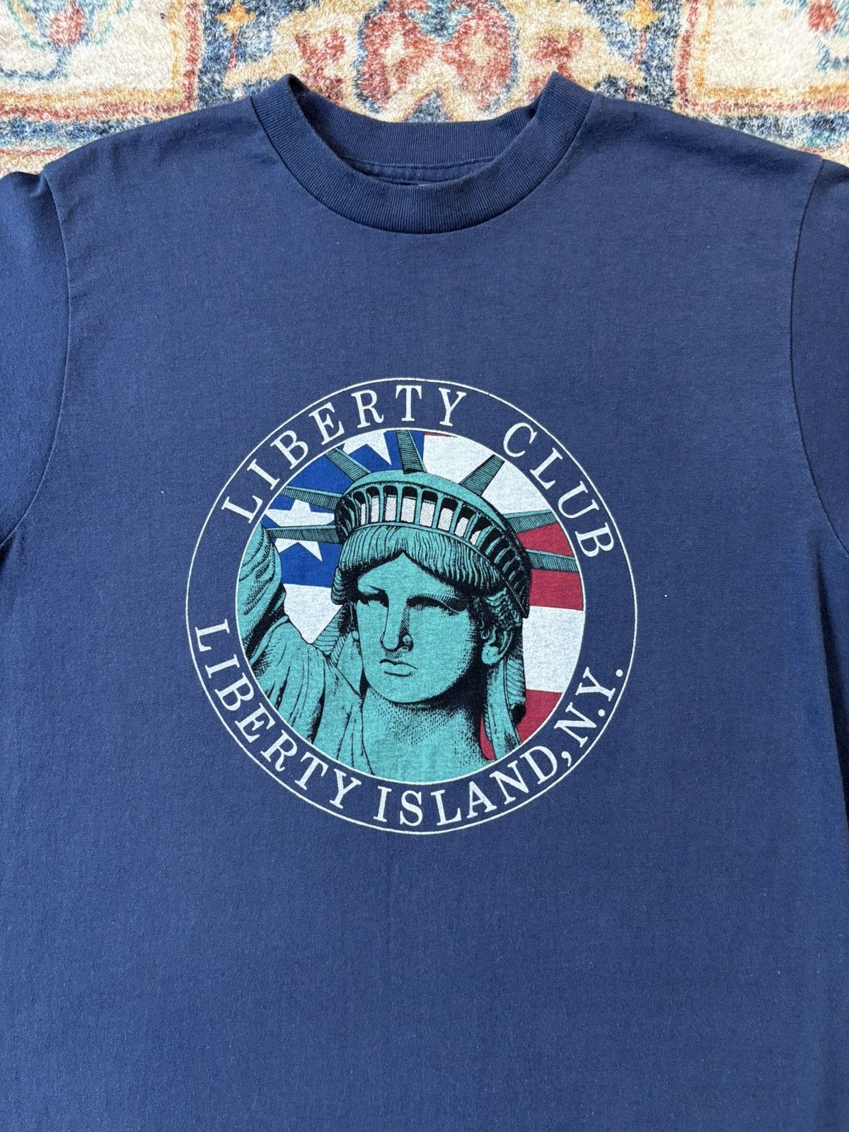Vintage Vintage 80s Liberty Club Lady Liberty New York T-shirt Large Size US L / EU 52-54 / 3 - 4 Thumbnail
