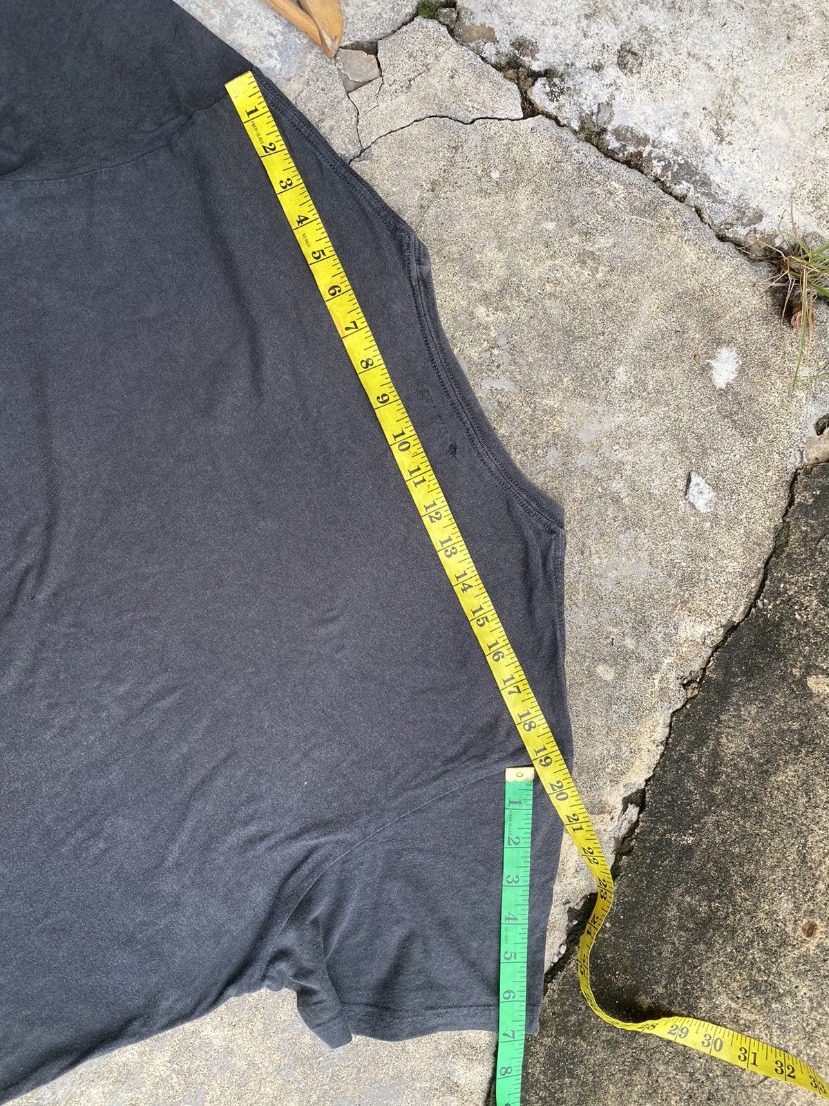 Band Tees 2012 Romones Band Tshirt Size US L / EU 52-54 / 3 - 10 Thumbnail