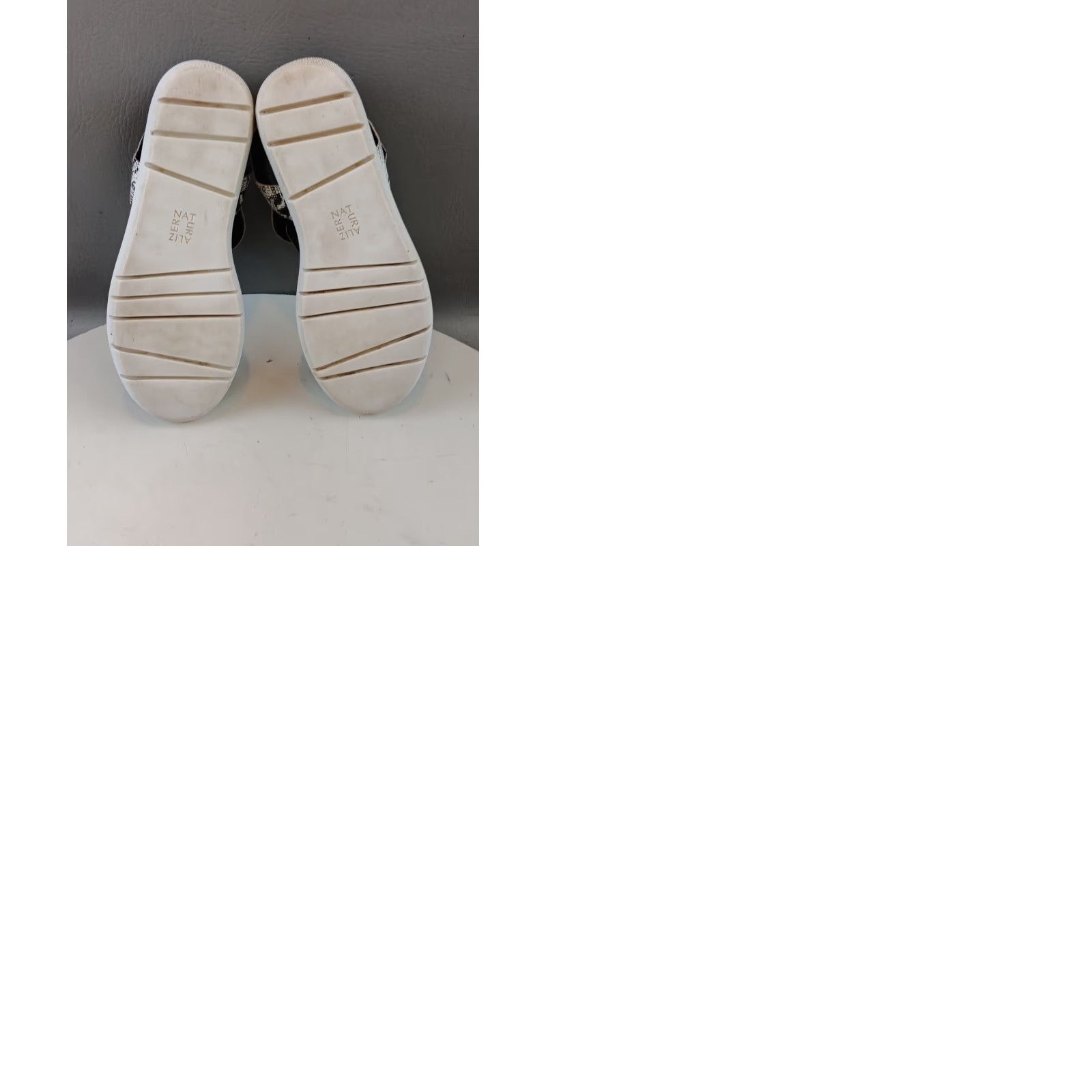 Naturalizer Naturalizer Sandal Womens US Size 8 M Leather White Snake T-Strap Casual Shoes Size US 5 / IT 35 - 12 Thumbnail