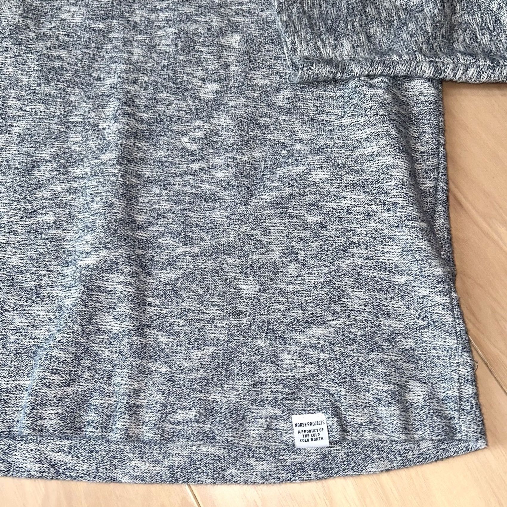Norse Projects Norse Projects Halfdan Flame Crew Sweatshirt Long Sleeve Women’s Large L Blueish Gray Logo Casual City Urban Fashion Heritage/Sportswear Size L / US 10 / IT 46 - 2 Thumbnail