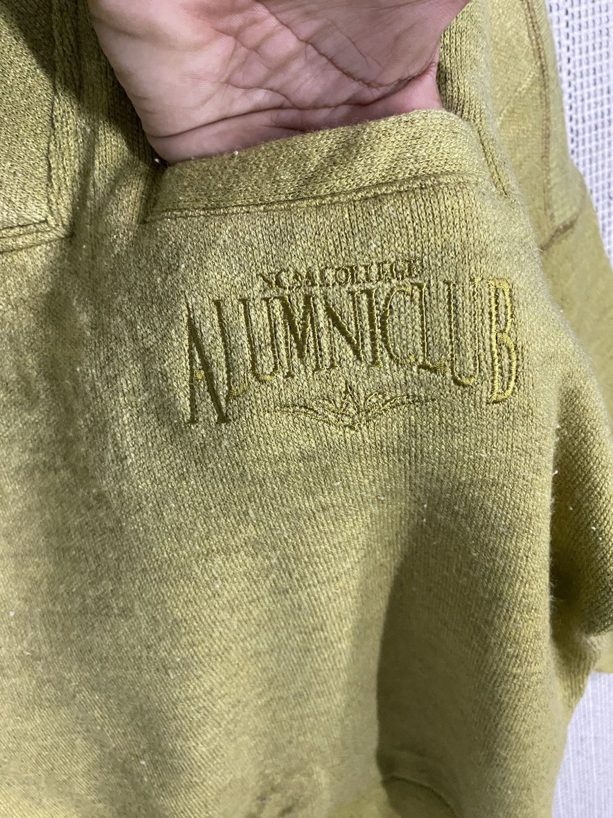 NCAA Vintage y2k NCAA COLLAGE alumni club sweatshirt high collar Size US M / EU 48-50 / 2 - 5 Thumbnail