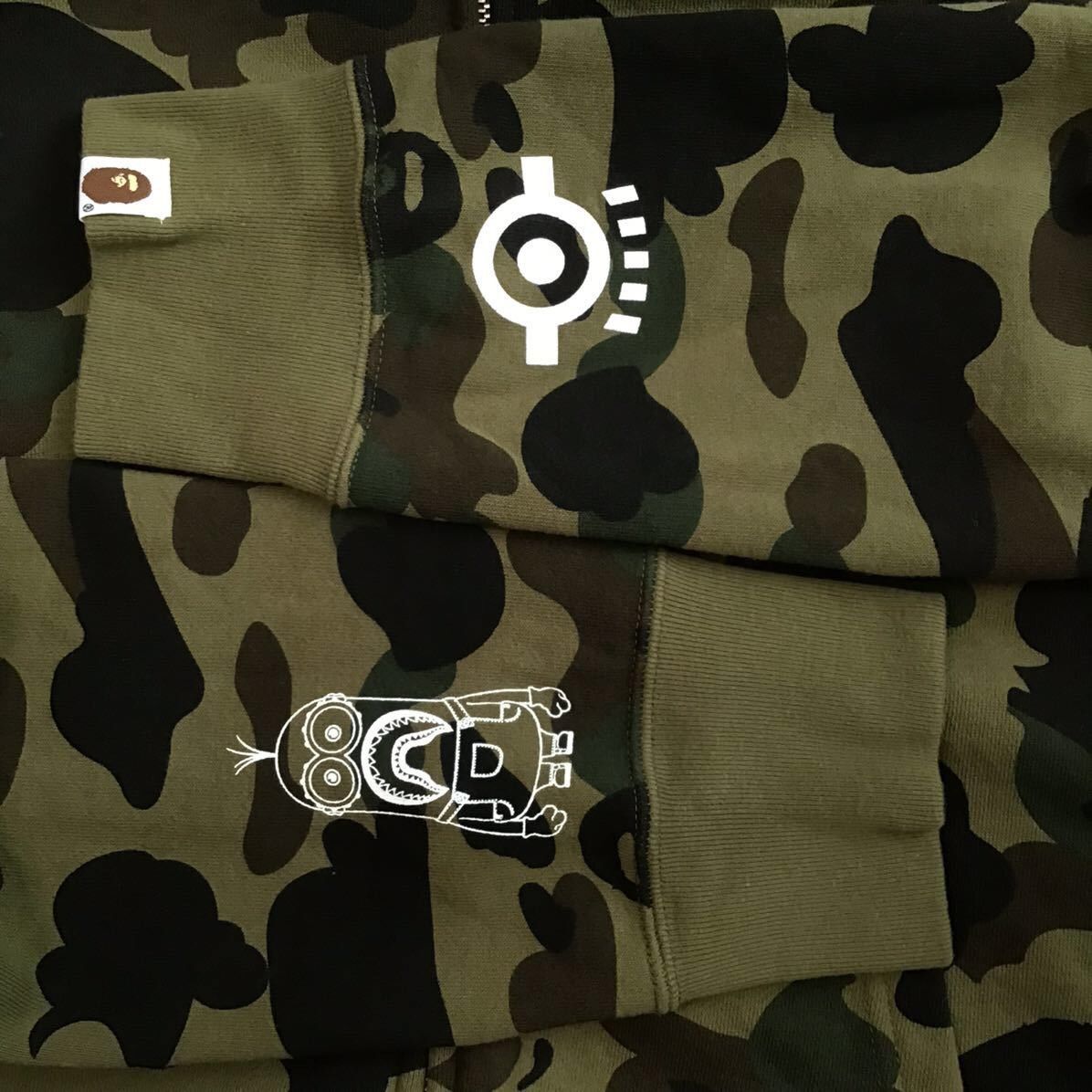 Bape BAPE × Minion Shark full zip hoodie 1st camo a bathing ape Size US L / EU 52-54 / 3 - 6 Thumbnail