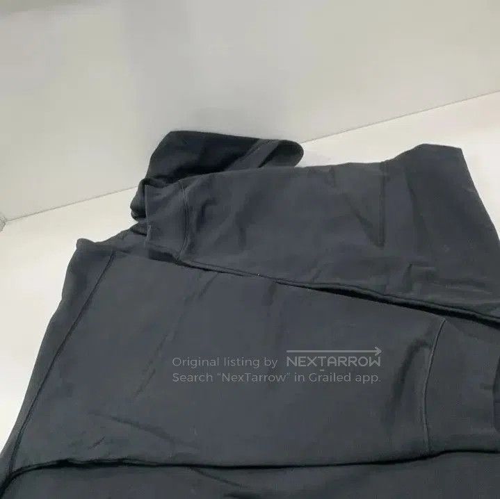 Balenciaga Balenciaga PRIDE 22 Black Logo Hoodie. Size US XXS / EU 40 - 6 Thumbnail