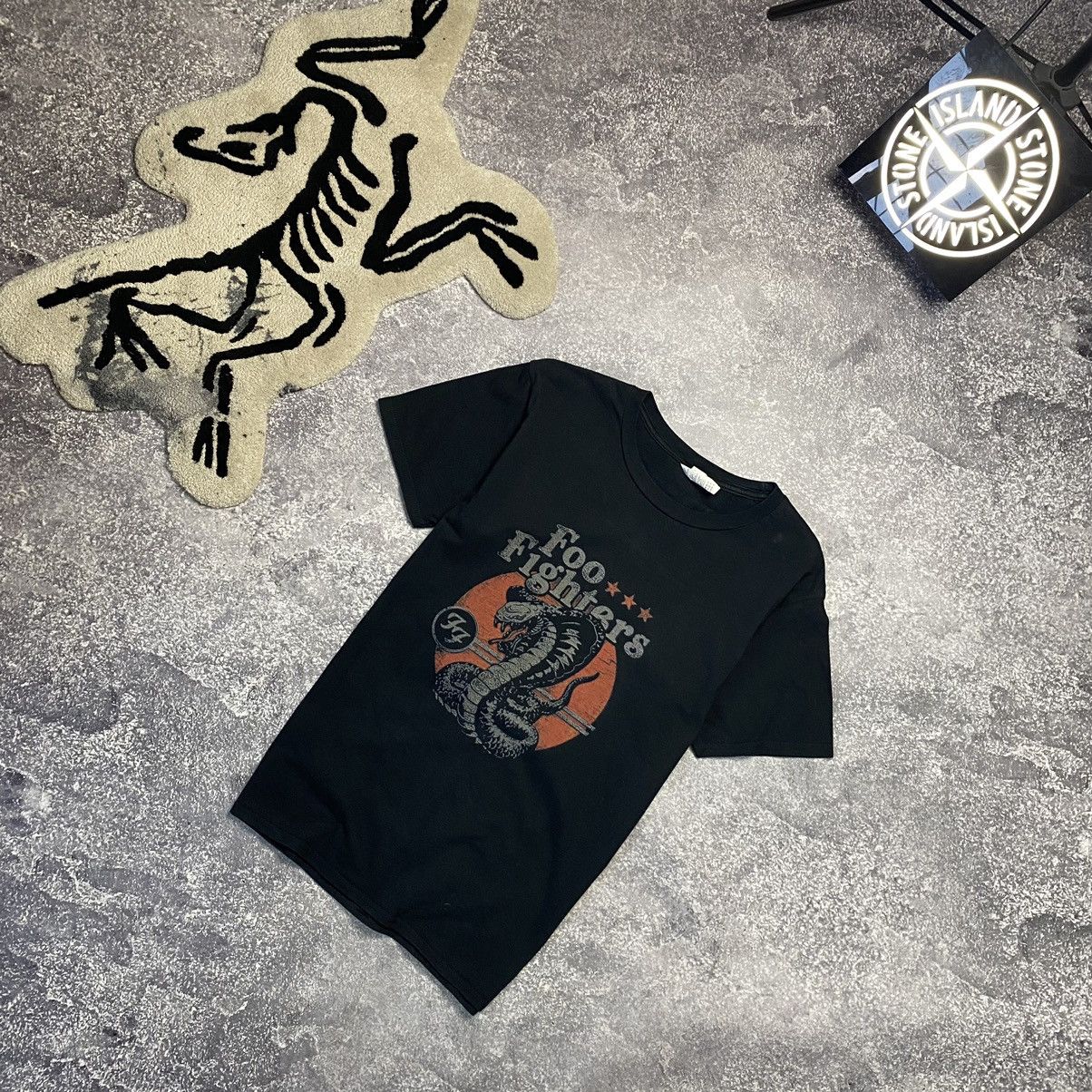 Band Tees Vintage Foo Fighters Big Snake logo 90’s rock band tee Size US M / EU 48-50 / 2 - 2 Thumbnail
