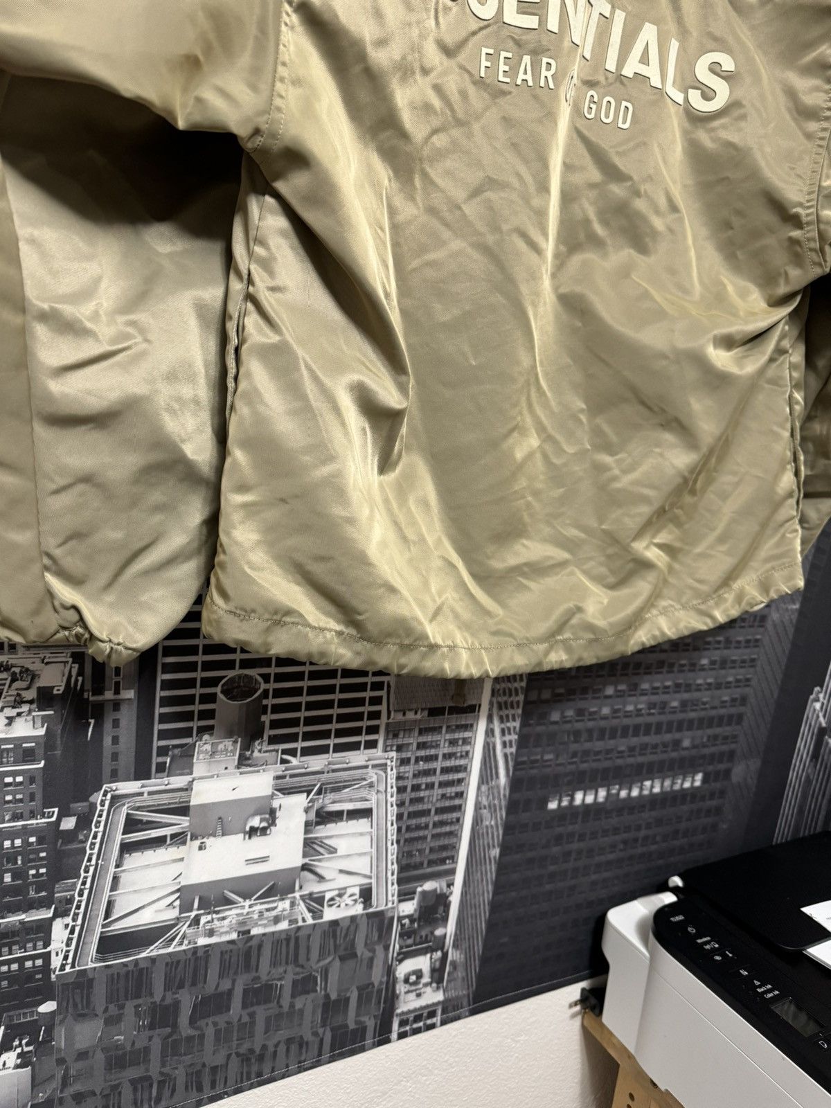 Fear of God Fear of God Essentials Coaches Jacket SZ XS Oak 💥 Size US XS / EU 42 / 0 - 4 Thumbnail